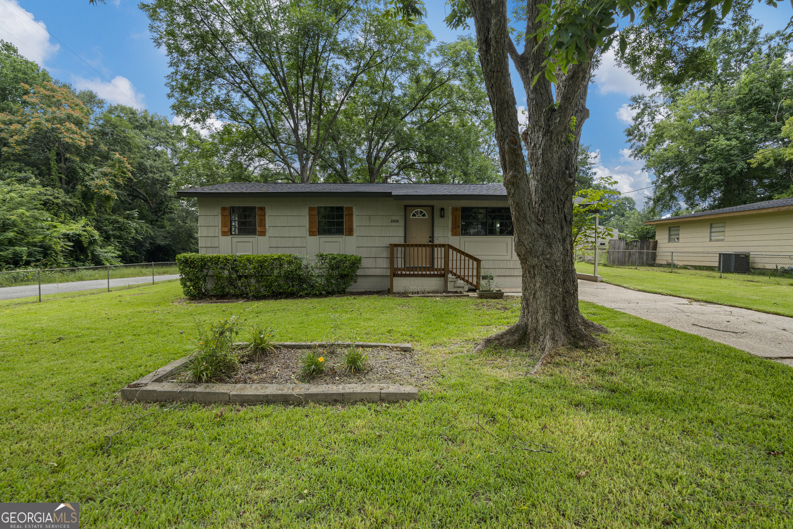 2808 3rd Avenue Property Photo 1