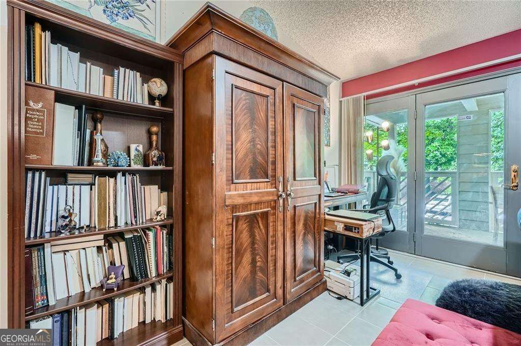578 Mcgill Place Ne # 578 Property Photo 7