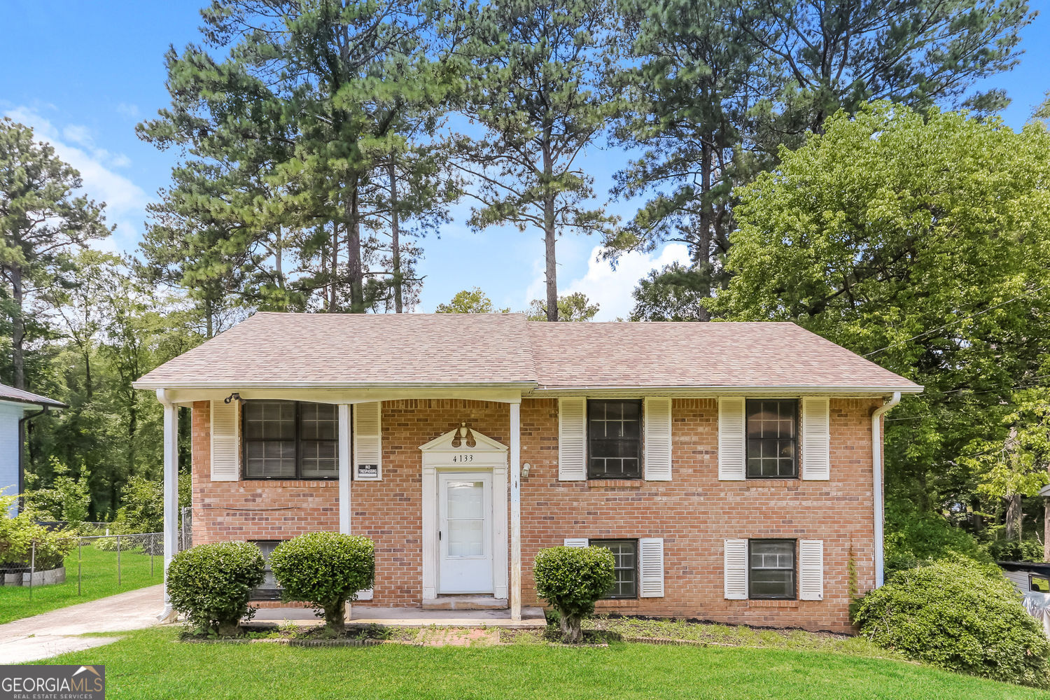 4133 Conley Circle Circle Property Photo 1