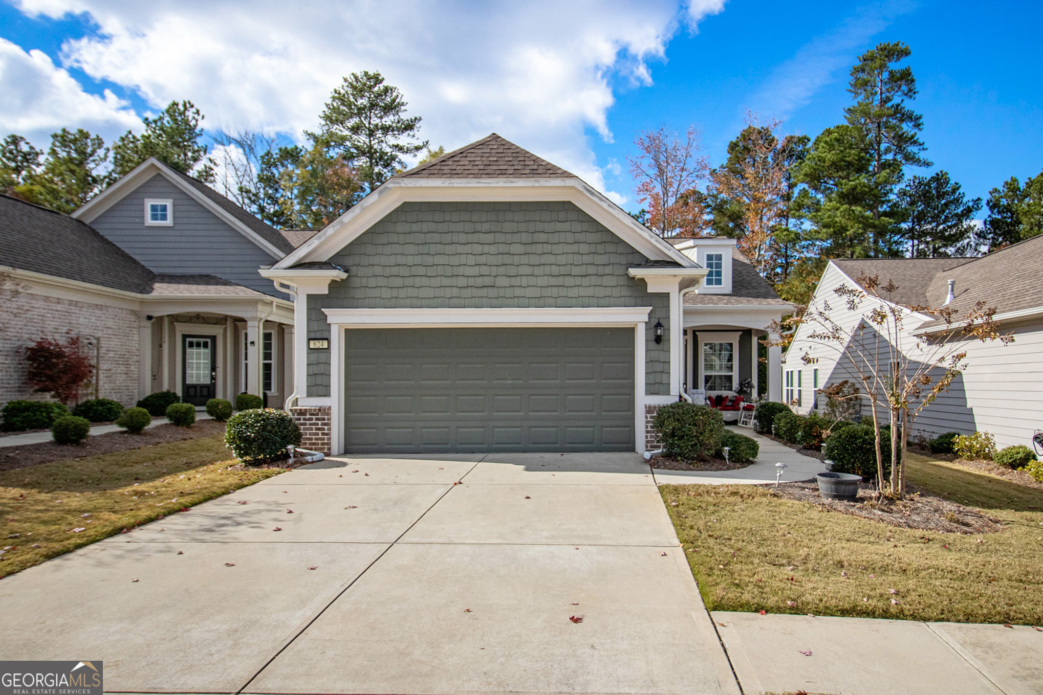 624 Larch Looper Drive Property Photo 1