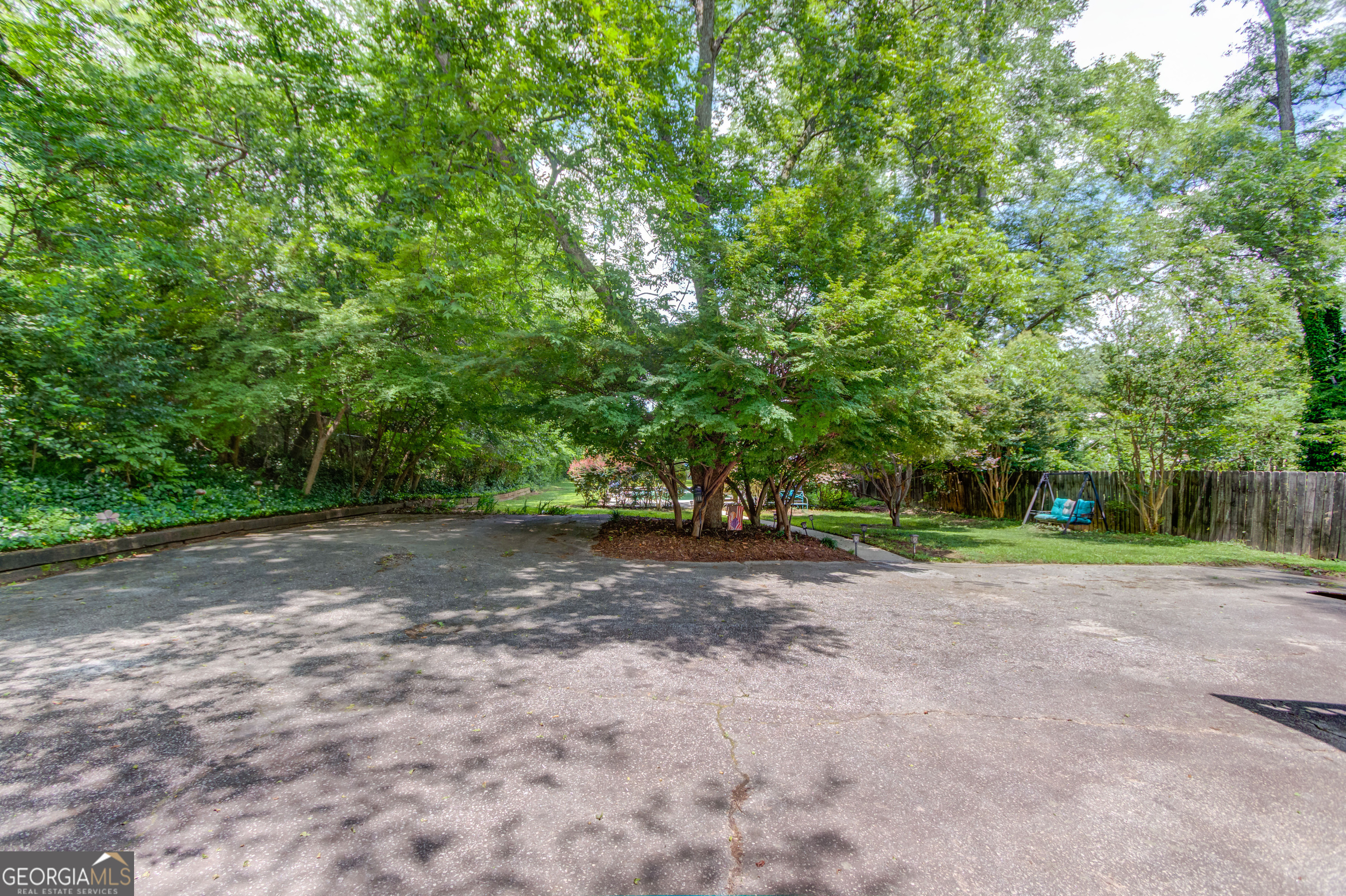 116 N Broad Street Property Photo 31