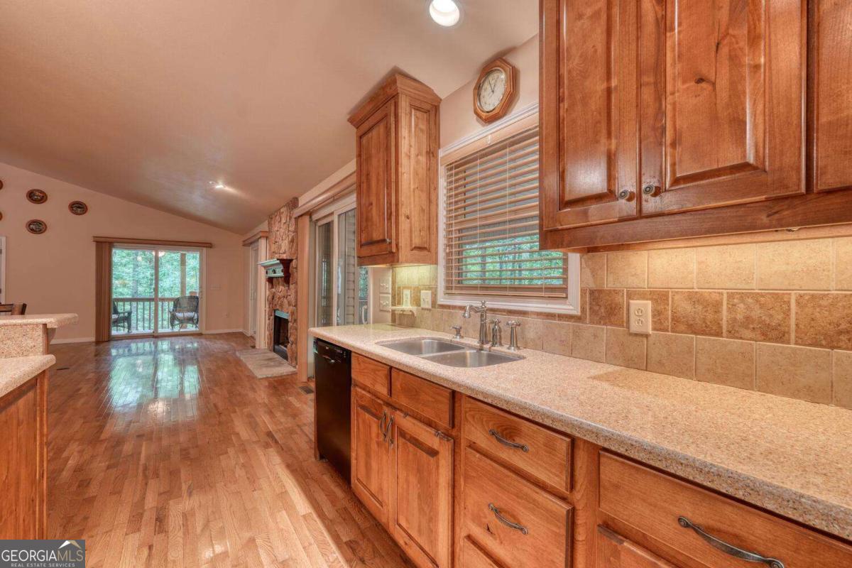2087 Wood Lake Lane Property Photo 19