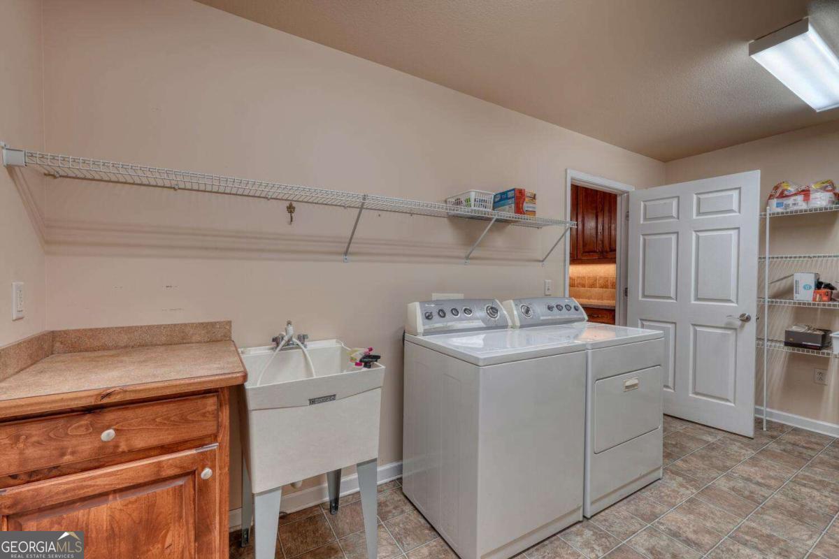 2087 Wood Lake Lane Property Photo 22