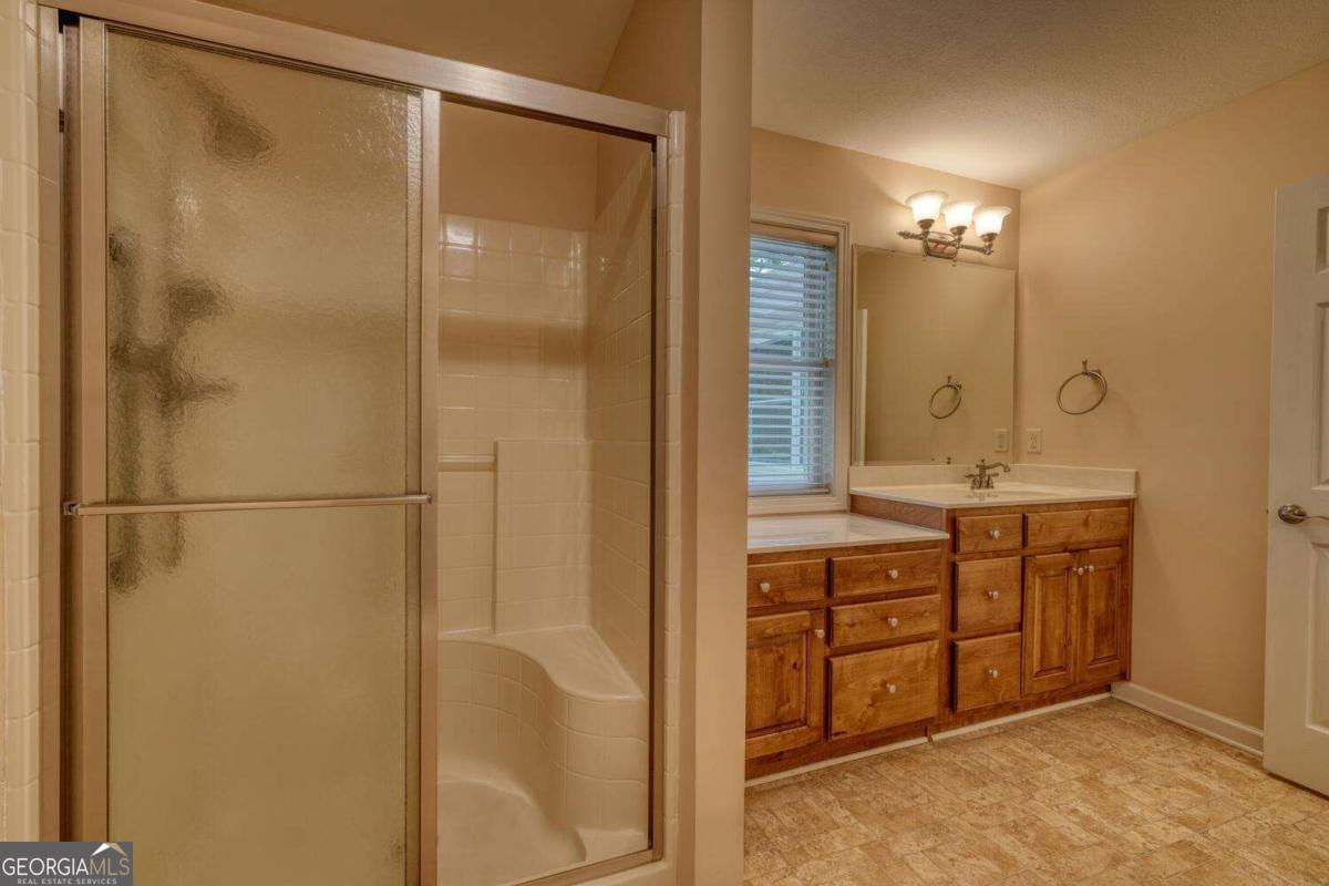 2087 Wood Lake Lane Property Photo 29