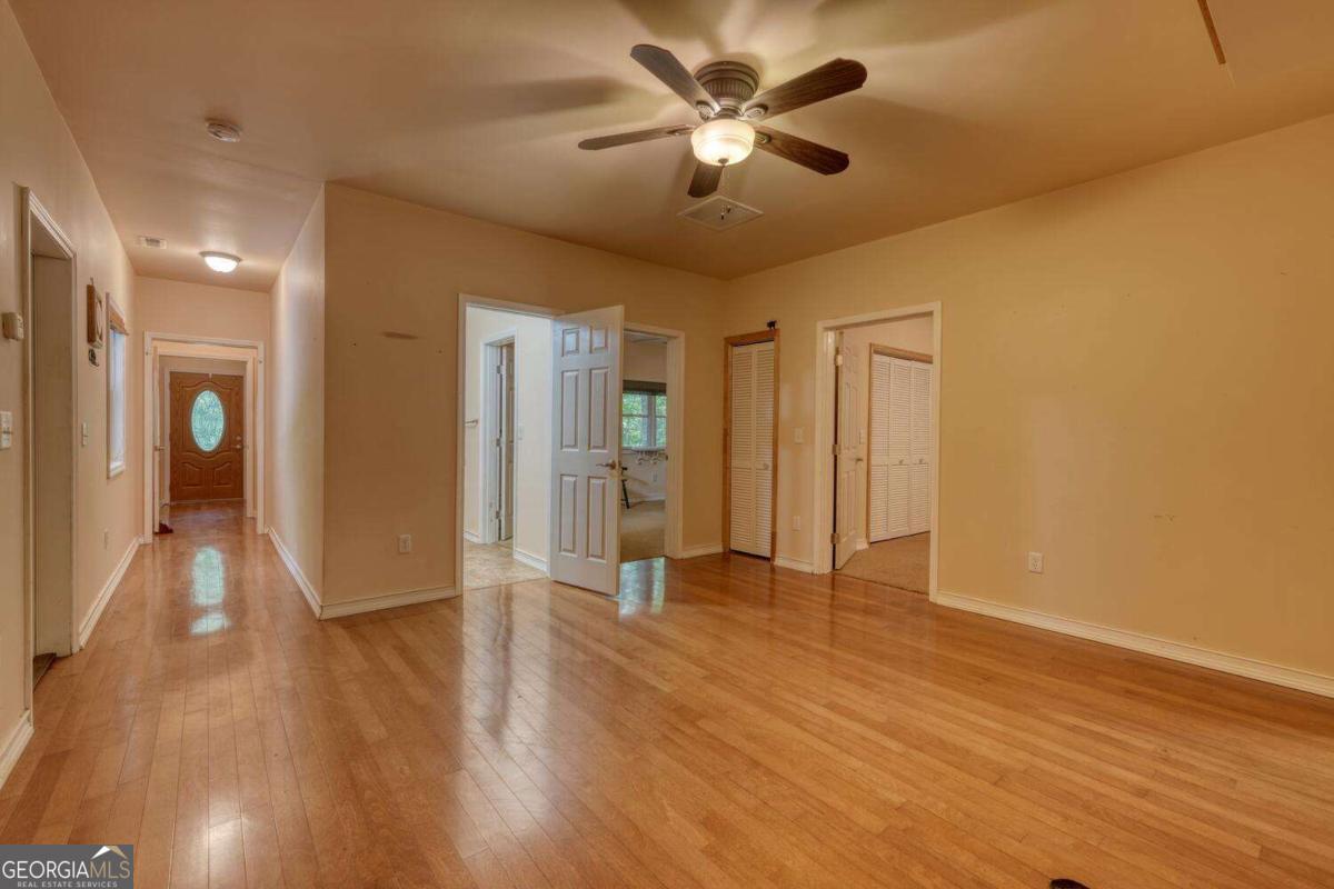 2087 Wood Lake Lane Property Photo 32