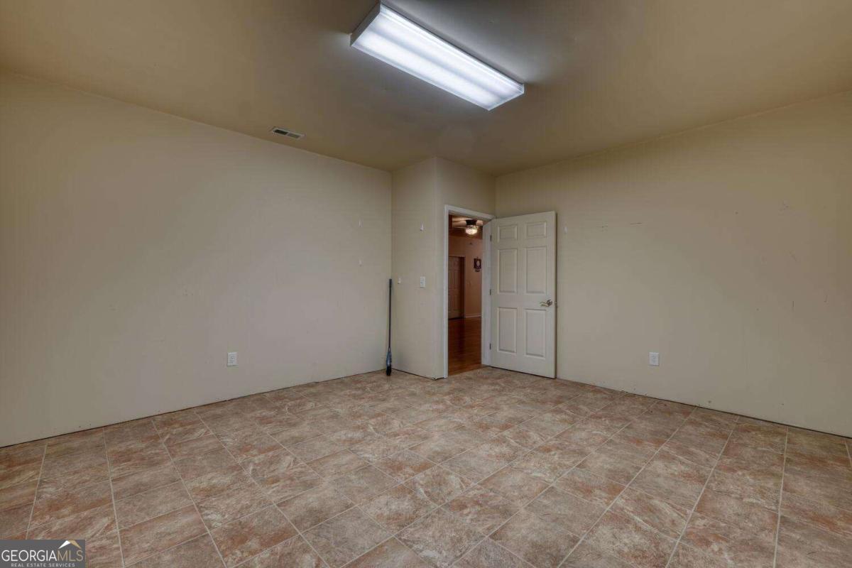 2087 Wood Lake Lane Property Photo 40