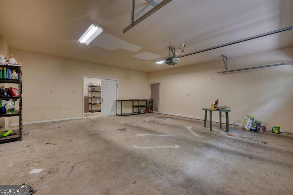 2087 Wood Lake Lane Property Photo 41