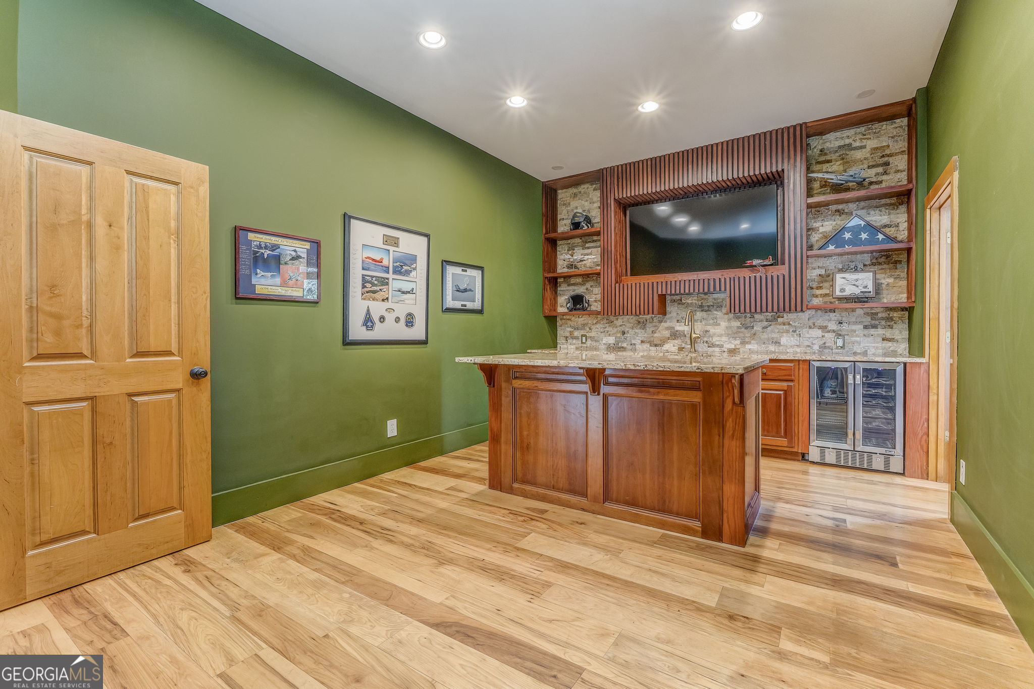 2547 Grandview Road Property Photo 47