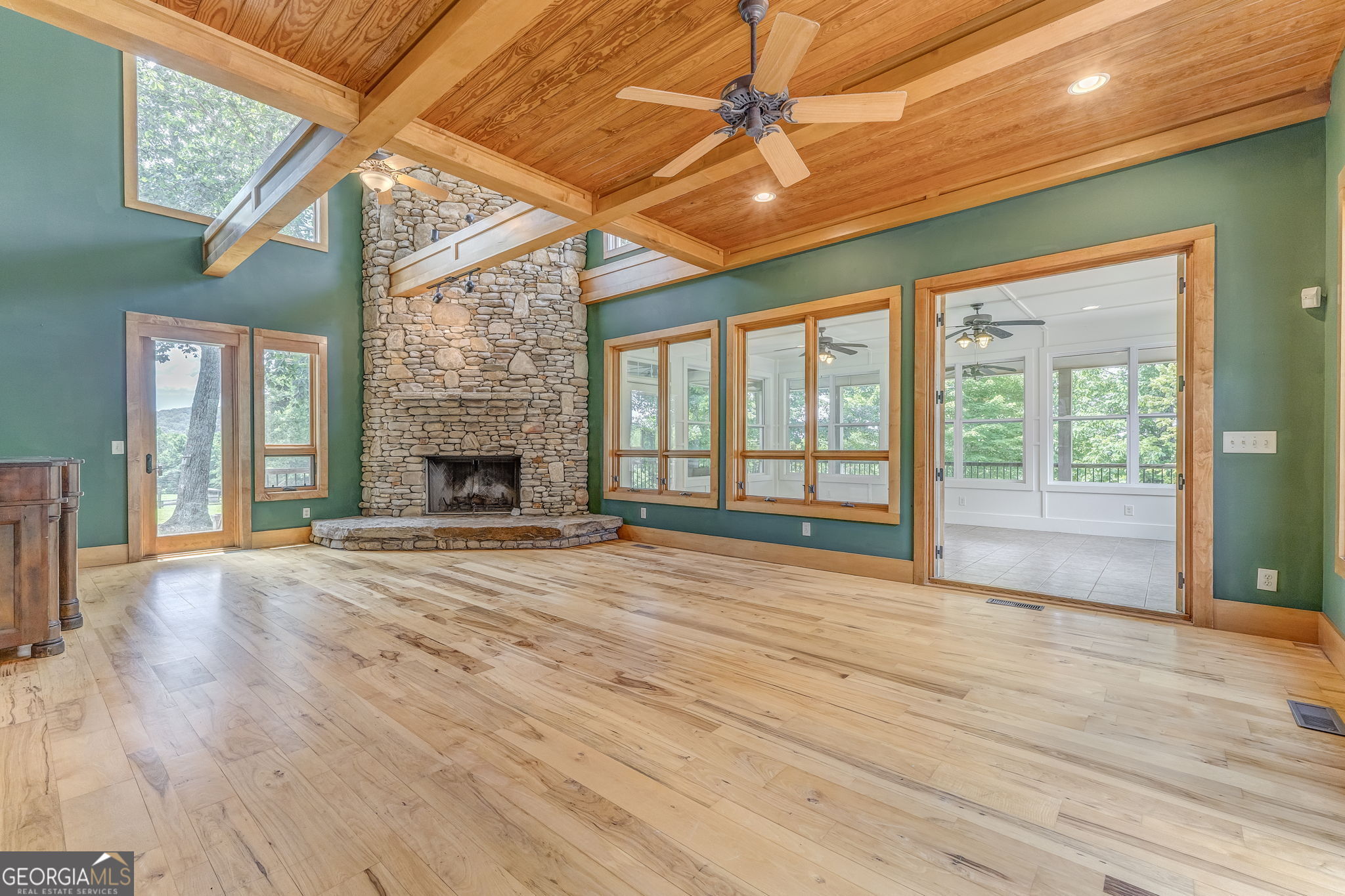 2547 Grandview Road Property Photo 56