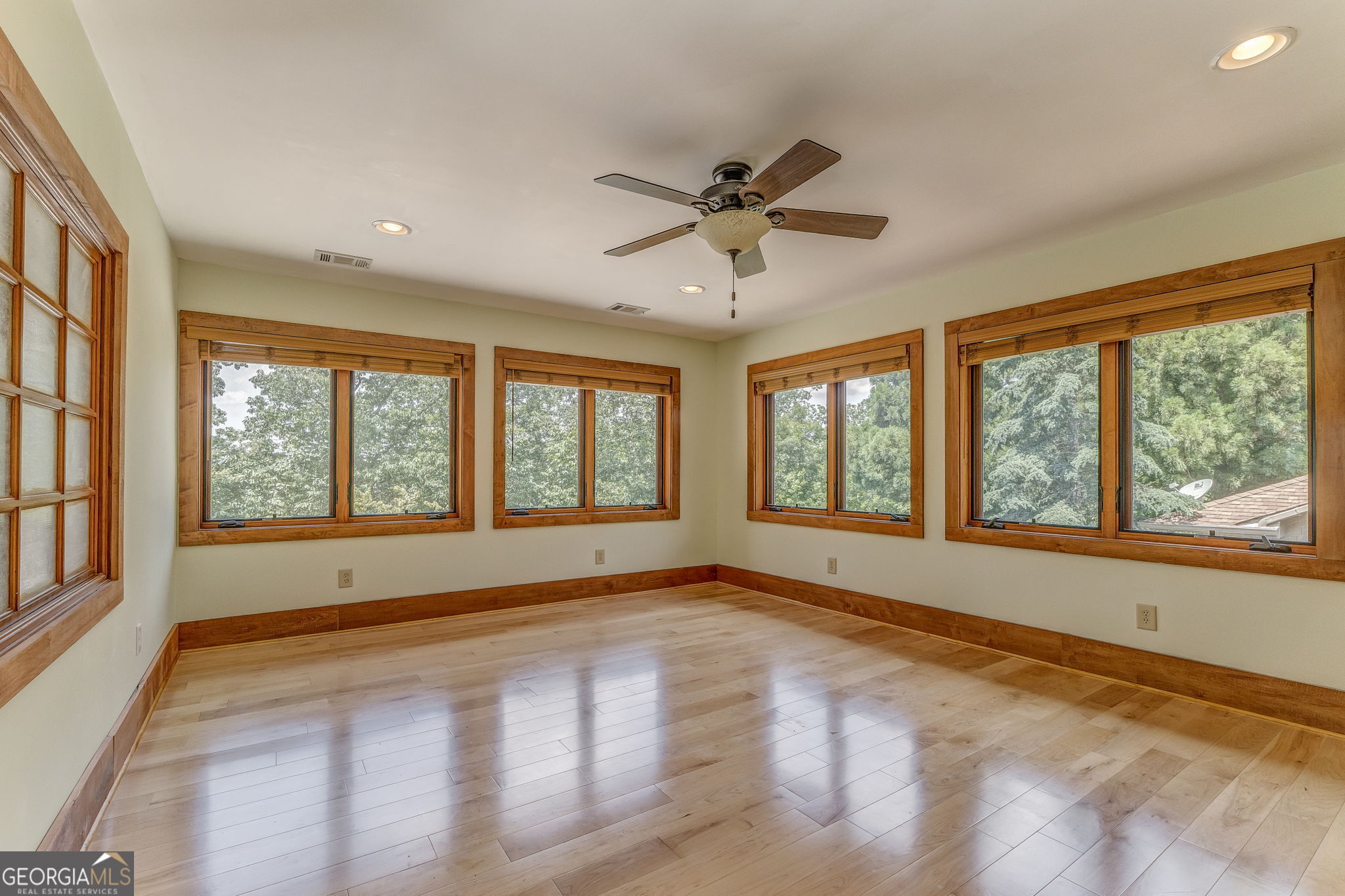 2547 Grandview Road Property Photo 88