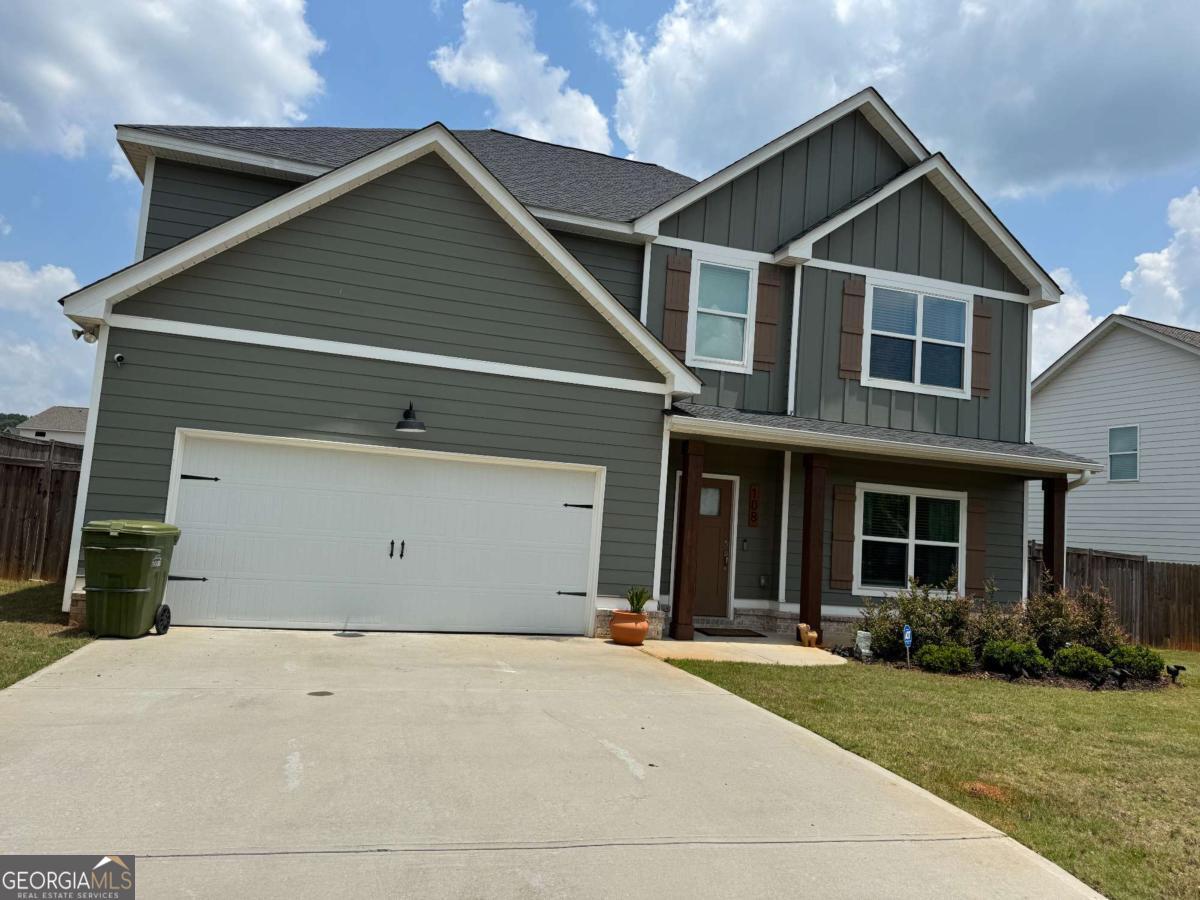 108 Springwood Drive Property Photo 1