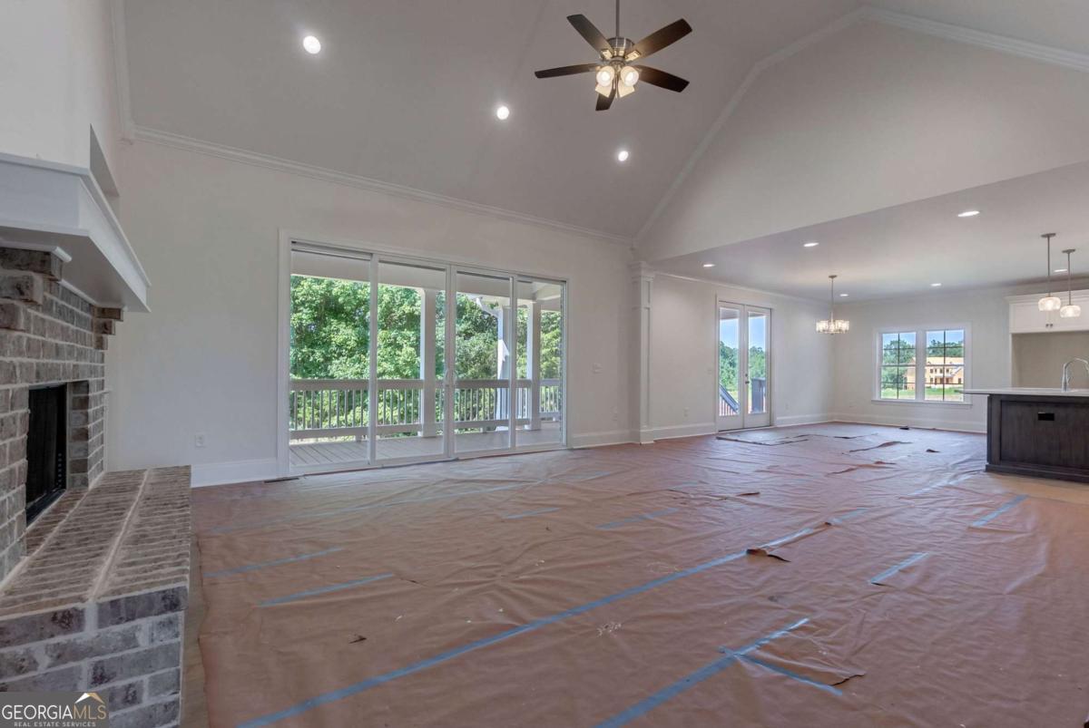 1147 Malcom Estates Point Property Photo 8