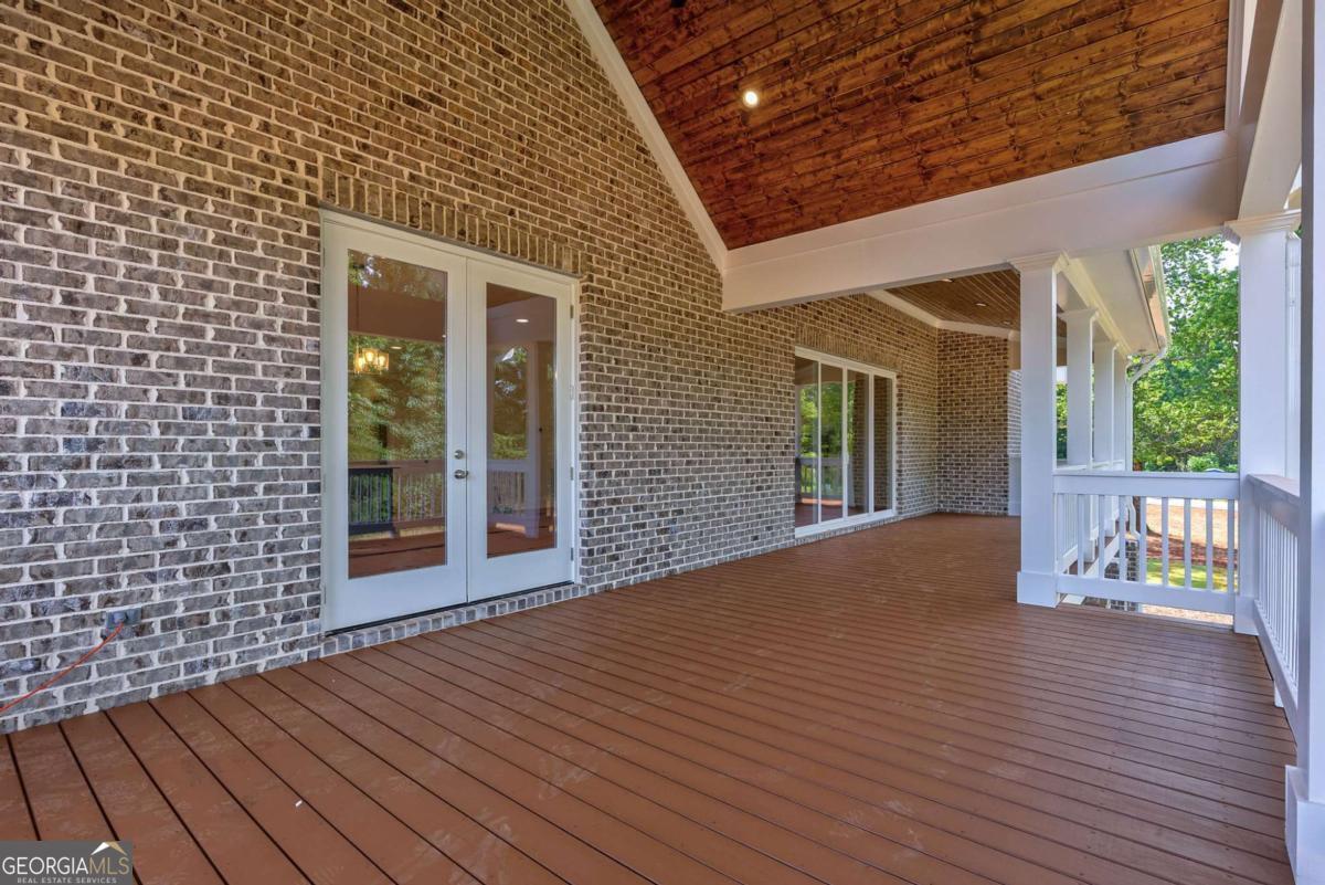 1147 Malcom Estates Point Property Photo 45