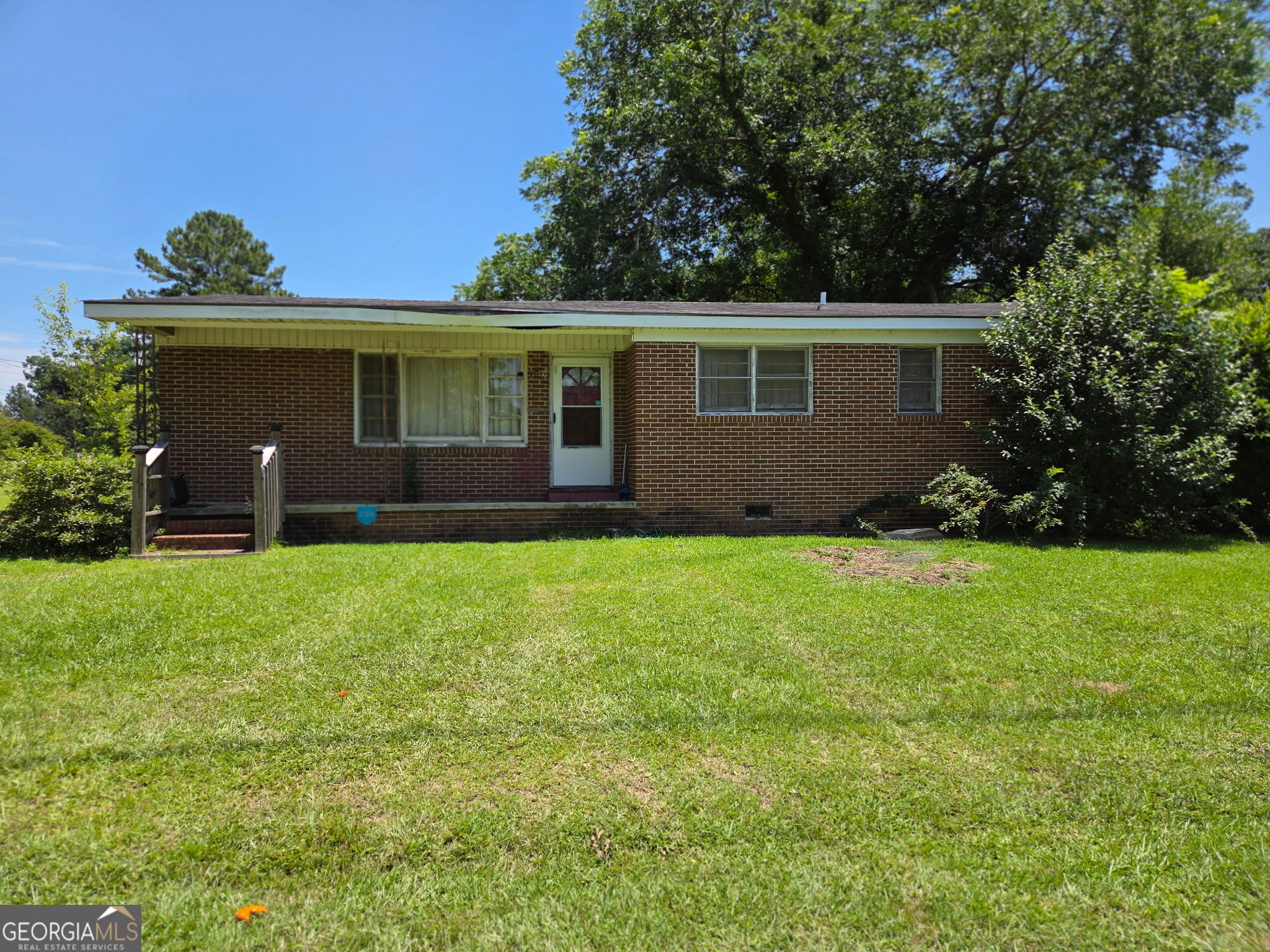 74 Crest Hill Street Property Photo 1