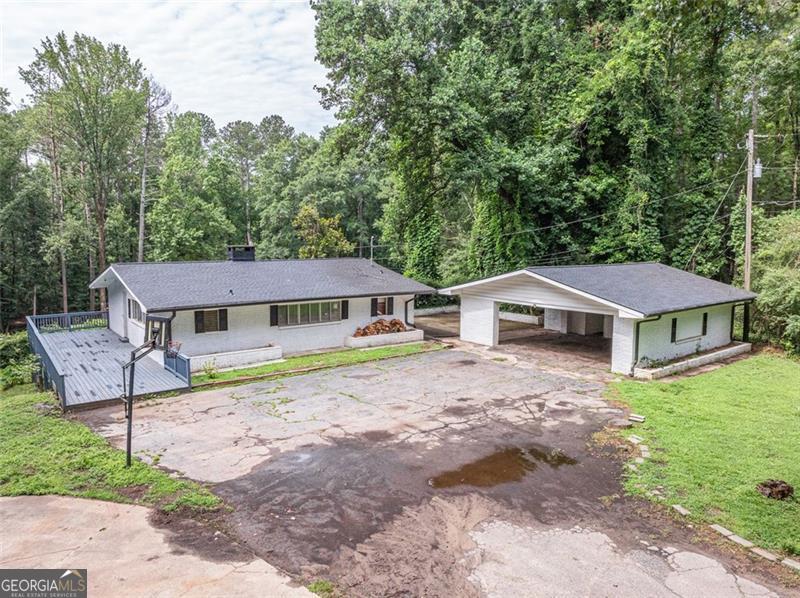 8035 Rockbridge Road Property Photo 1