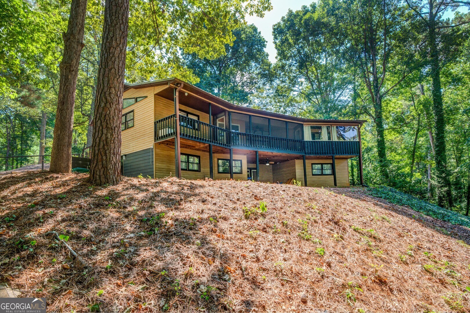 1019 Whippoorwill Road Property Photo 1