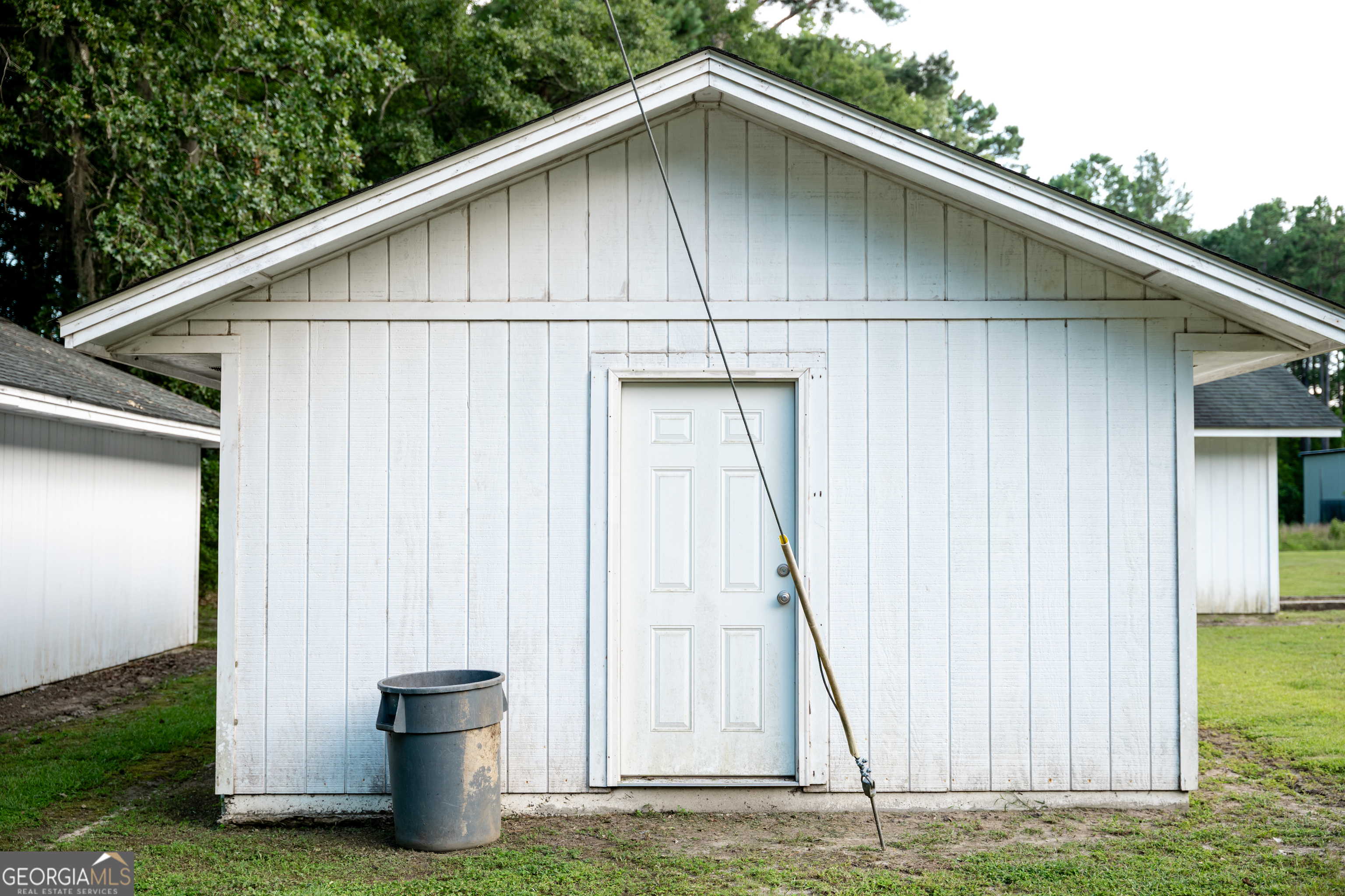 626 Old River Road Property Photo 14