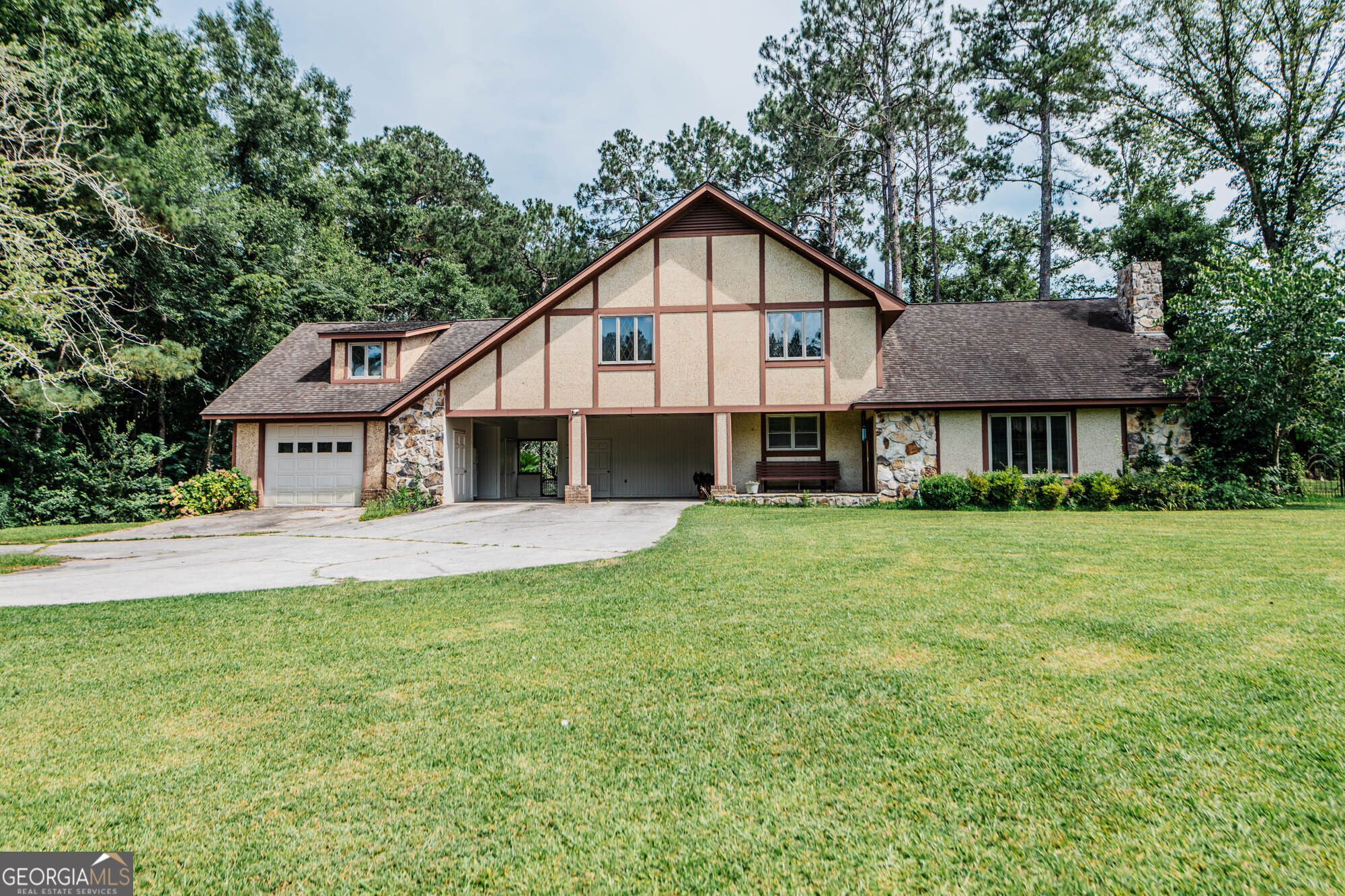 1227 Hawkinsville Highway Property Photo 1