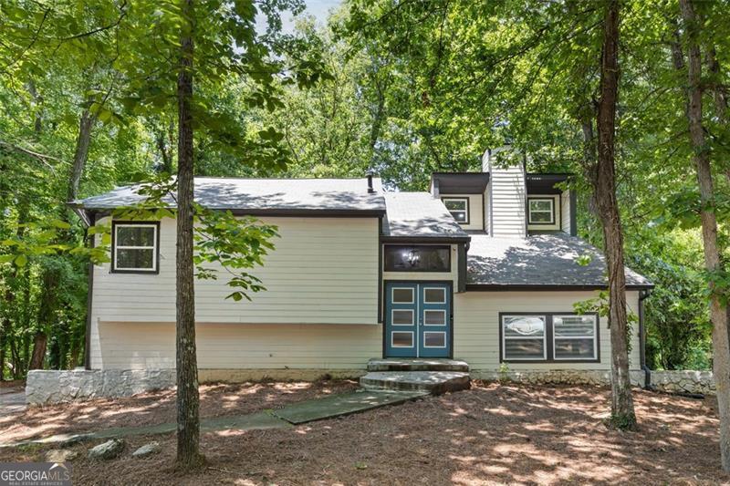 671 Lost Creek Circle Property Photo 1