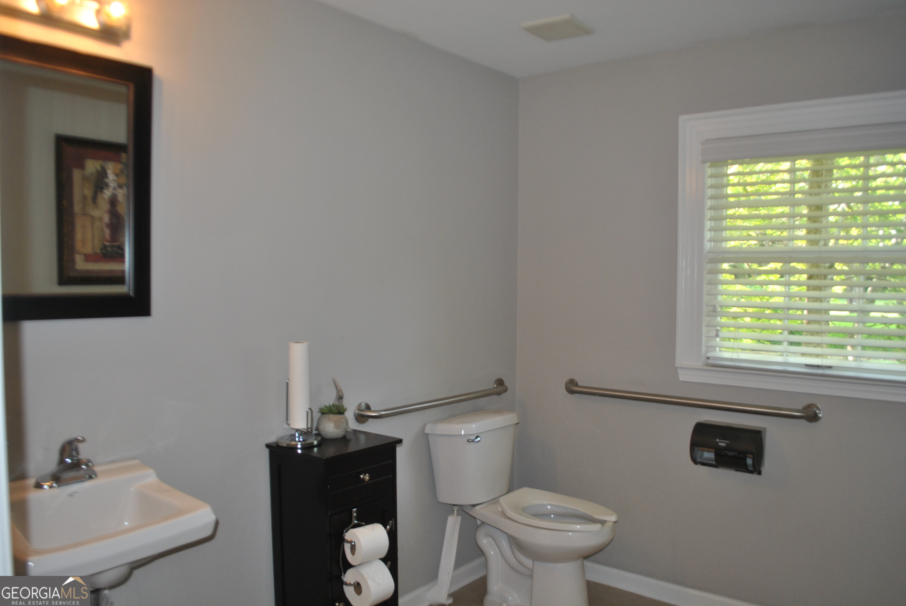 917 Jonesboro Road Unit B Property Photo 18