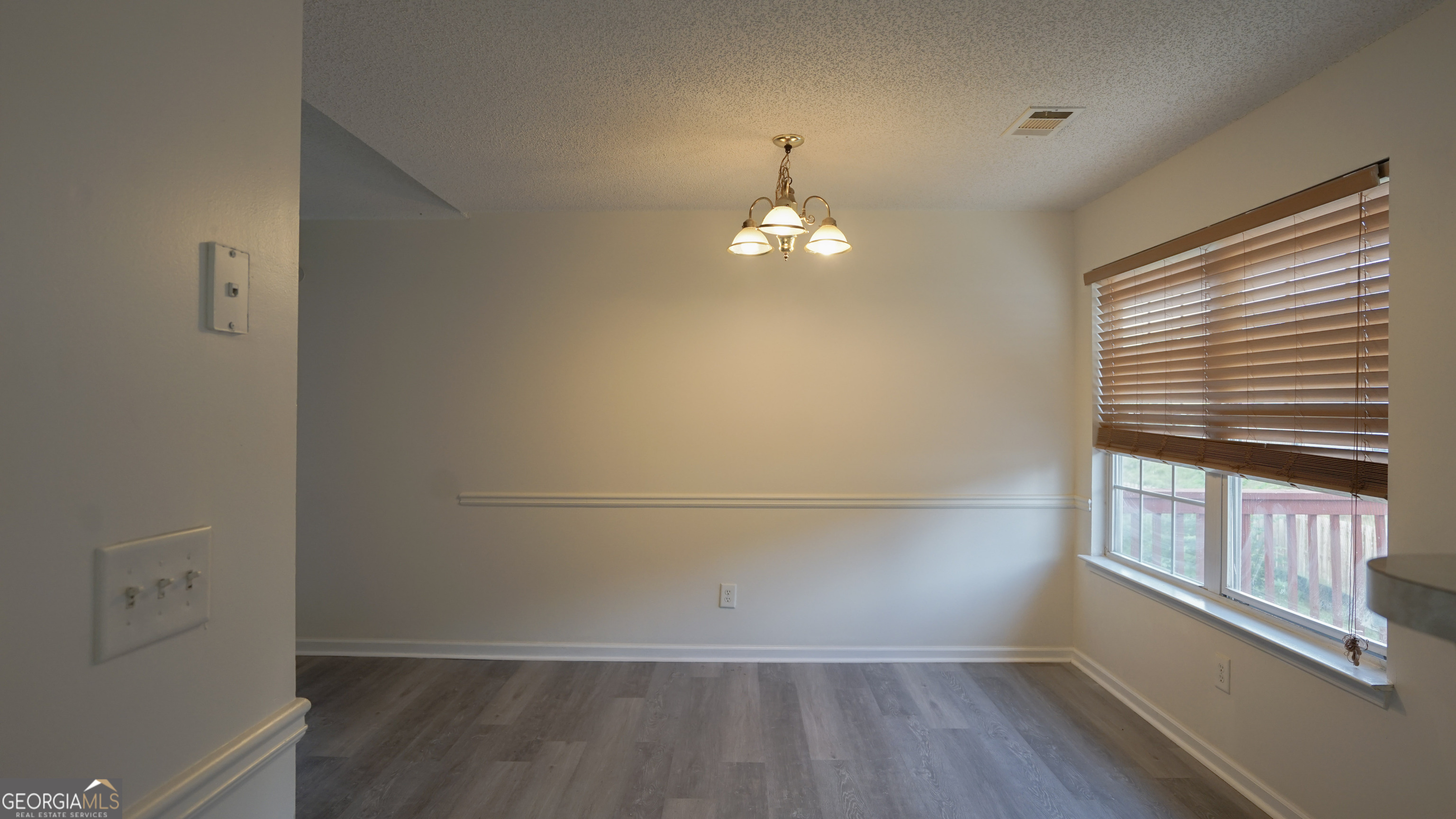 11854 Registry Boulevard Property Photo 9