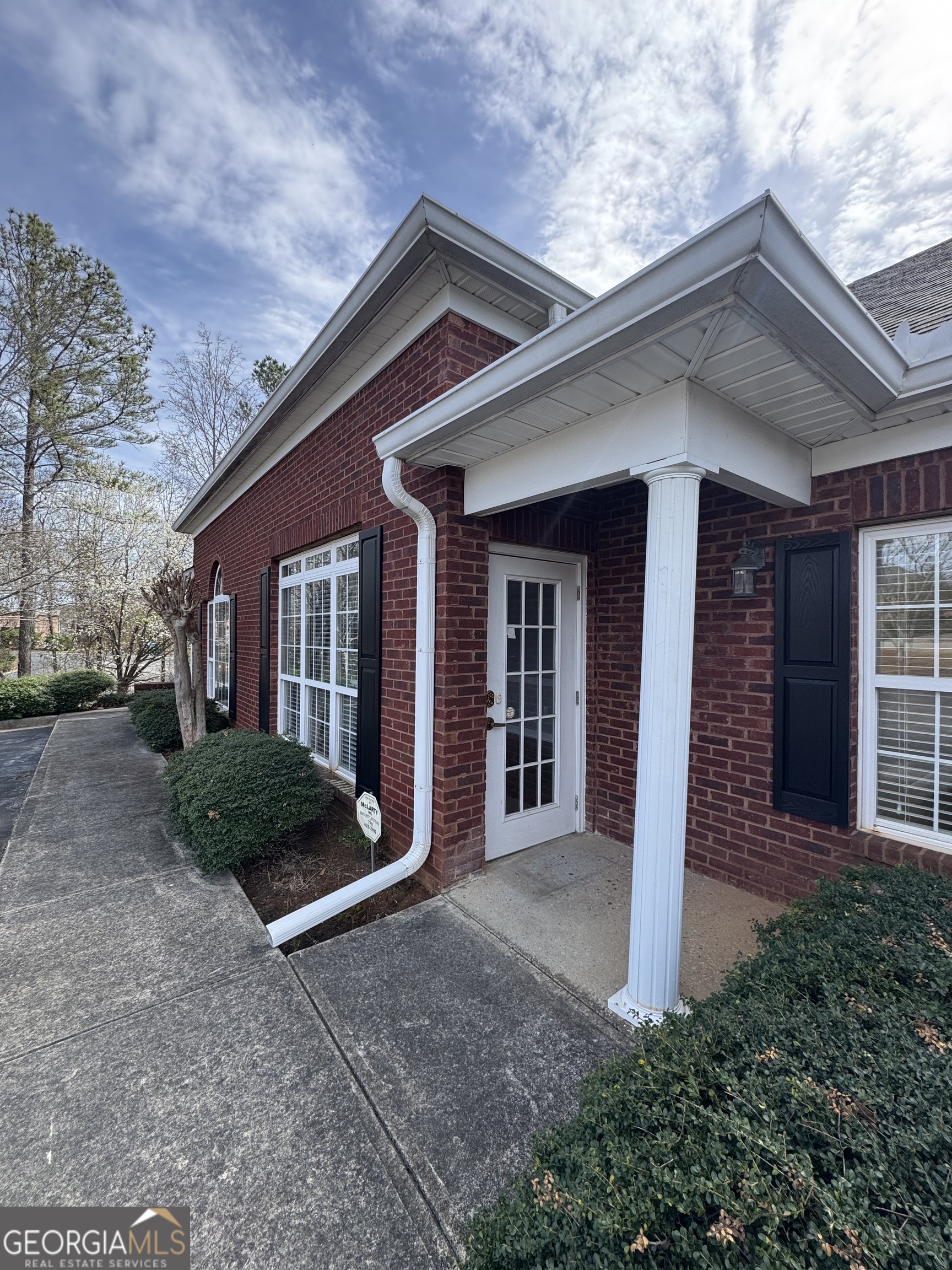 354 Corporate Center Court Property Photo 2