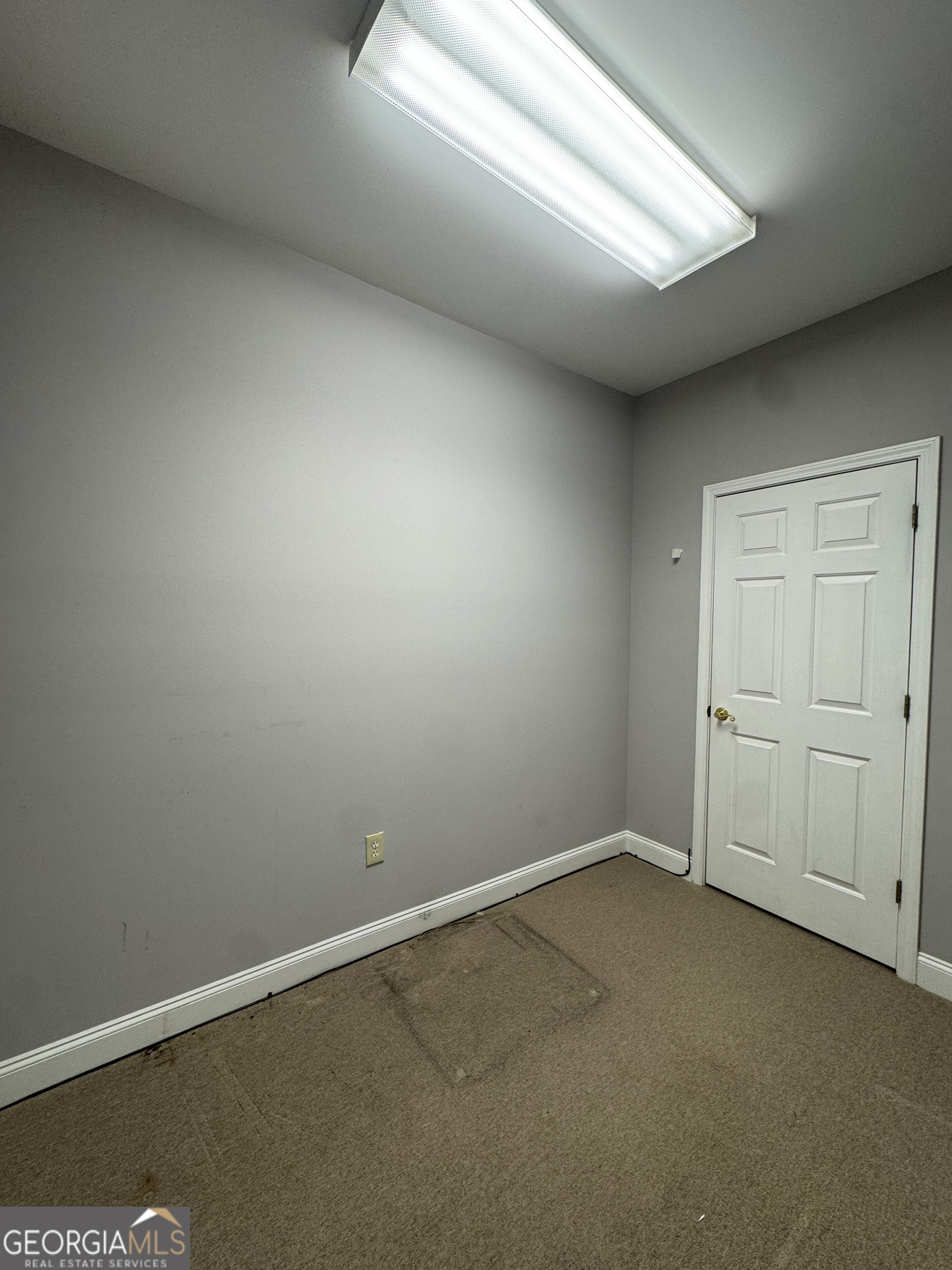 354 Corporate Center Court Property Photo 5