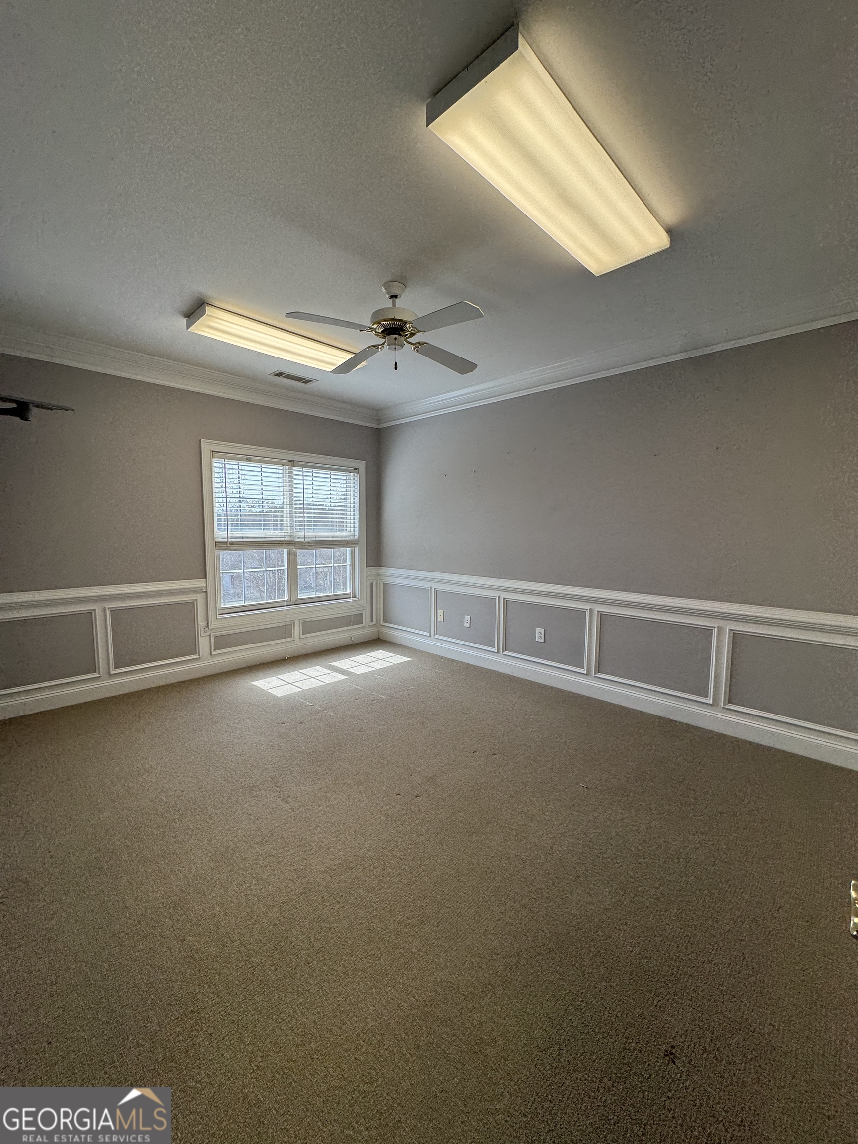 354 Corporate Center Court Property Photo 9