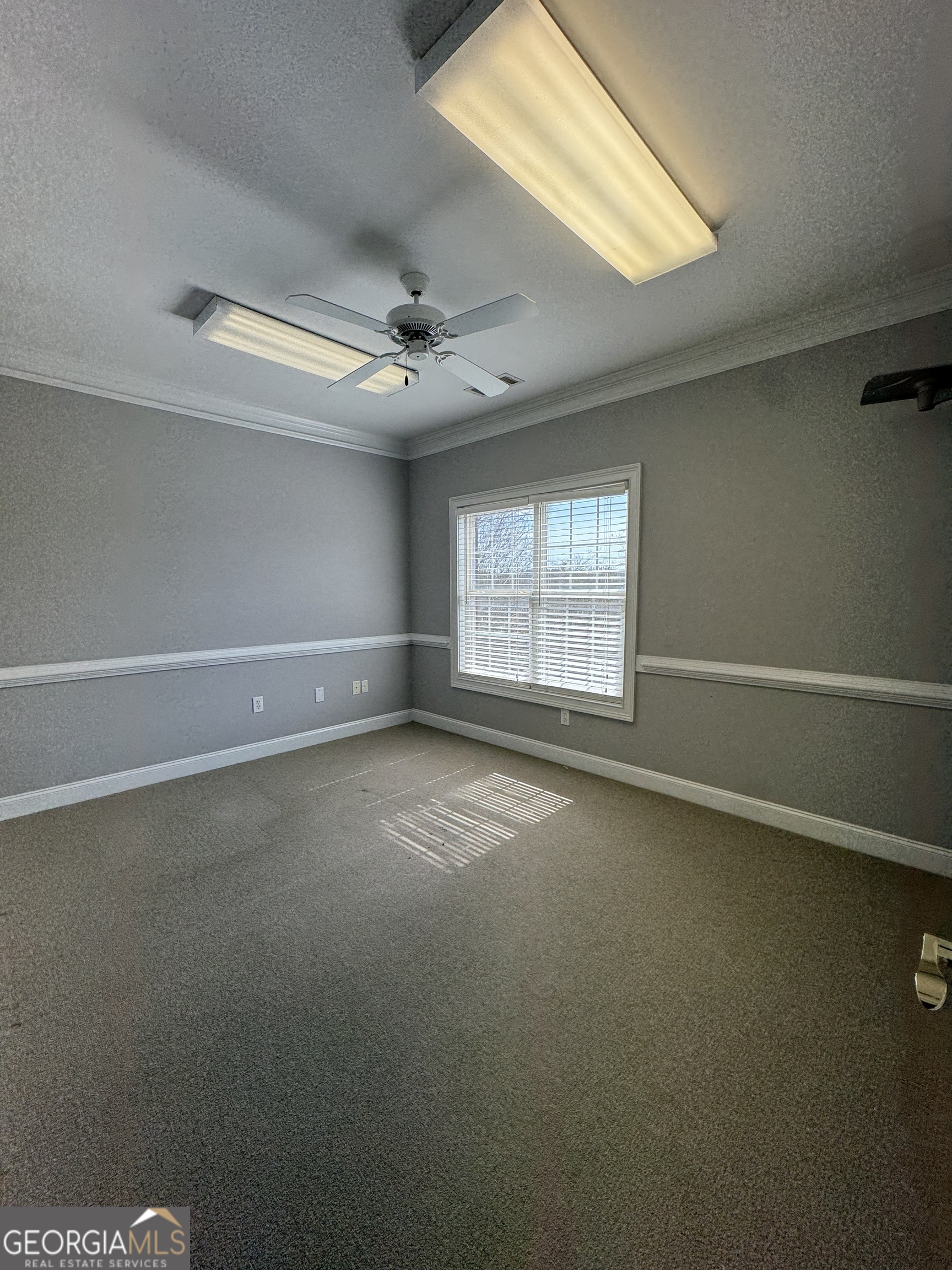 354 Corporate Center Court Property Photo 10