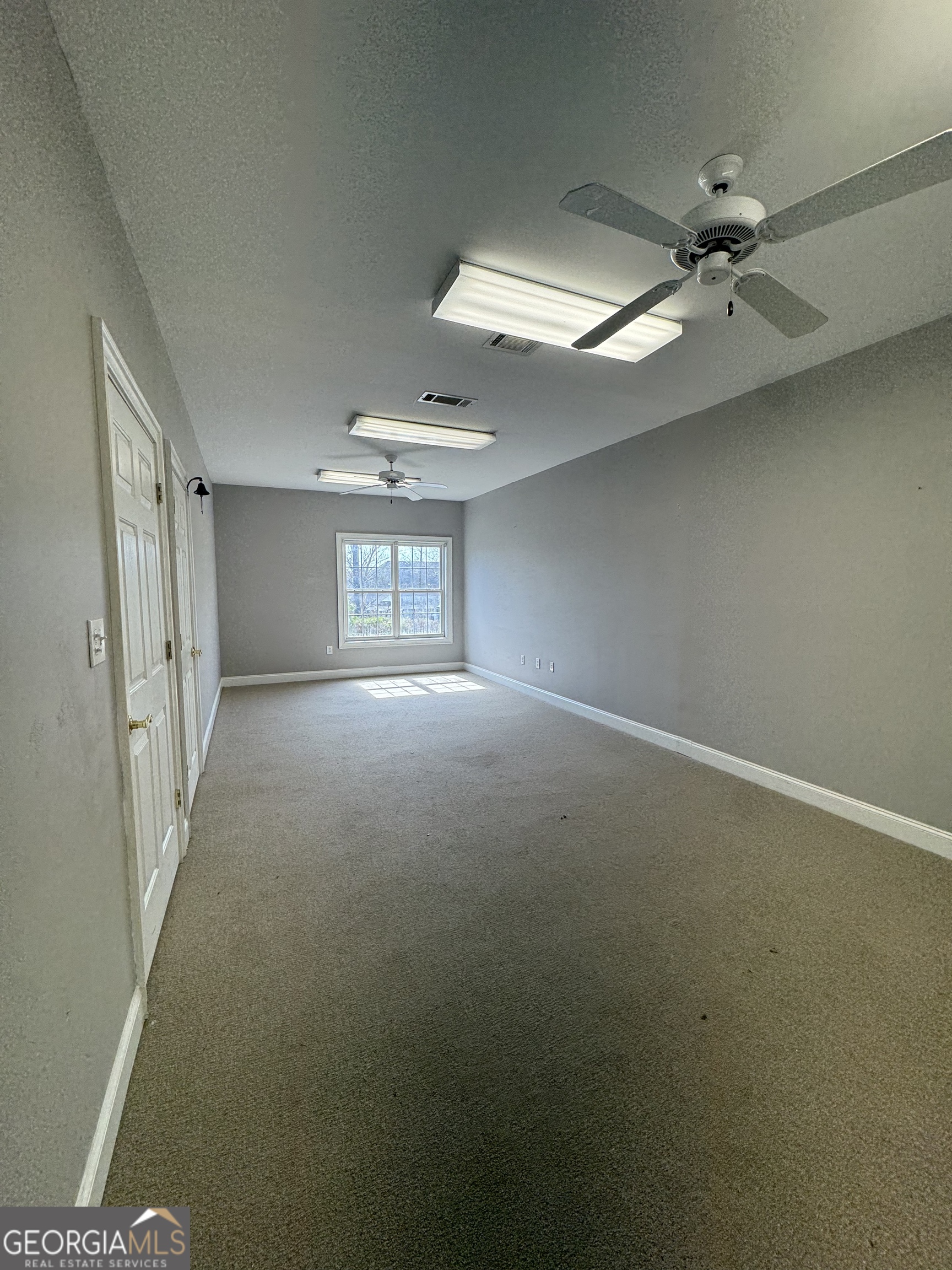 354 Corporate Center Court Property Photo 15