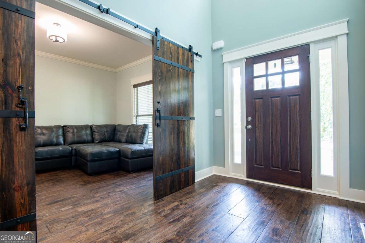 1914 Hearthstone Court Property Photo 7