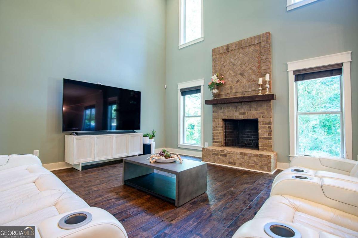 1914 Hearthstone Court Property Photo 16