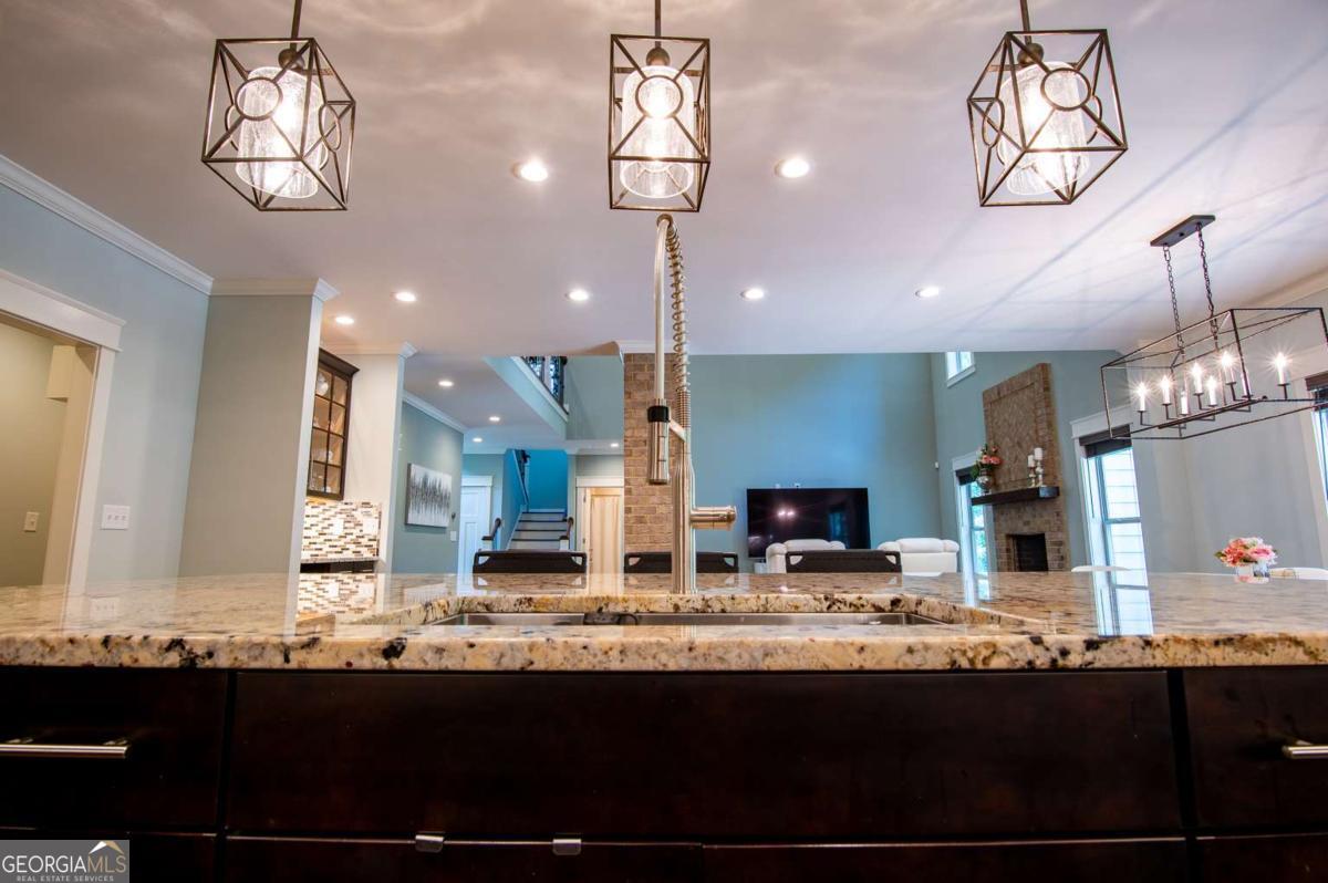 1914 Hearthstone Court Property Photo 26