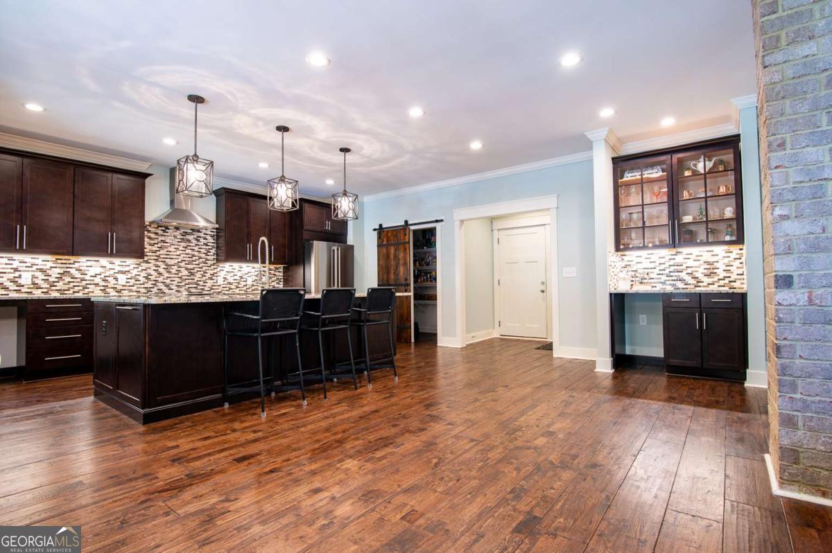 1914 Hearthstone Court Property Photo 34