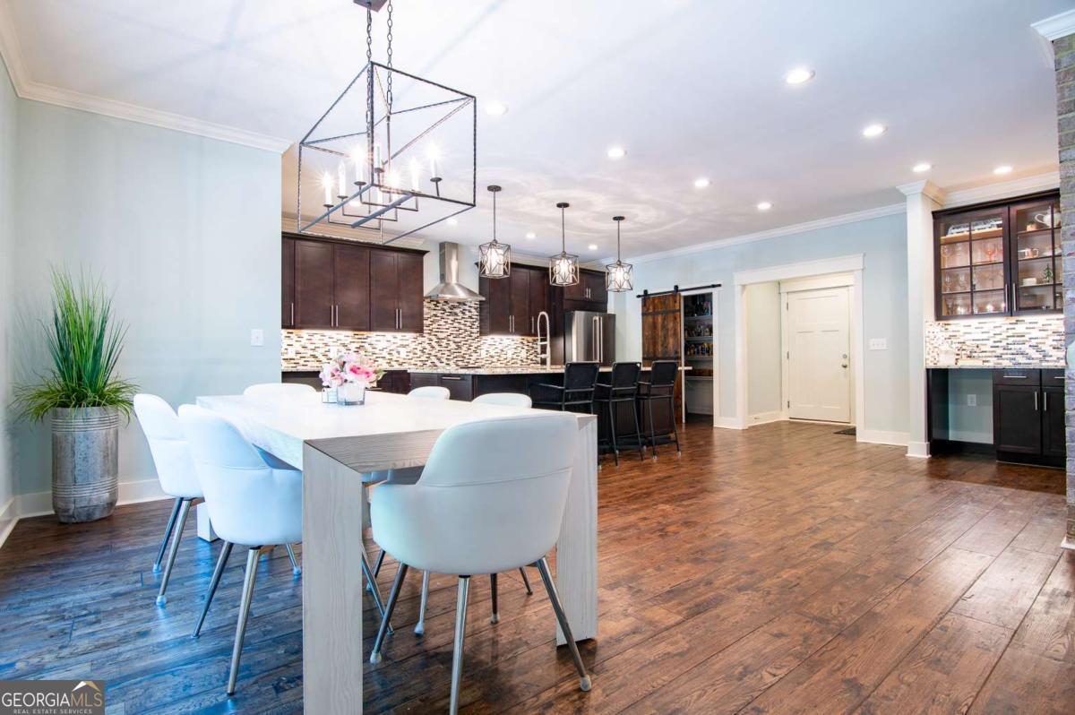 1914 Hearthstone Court Property Photo 38