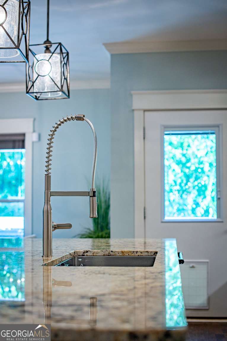 1914 Hearthstone Court Property Photo 39