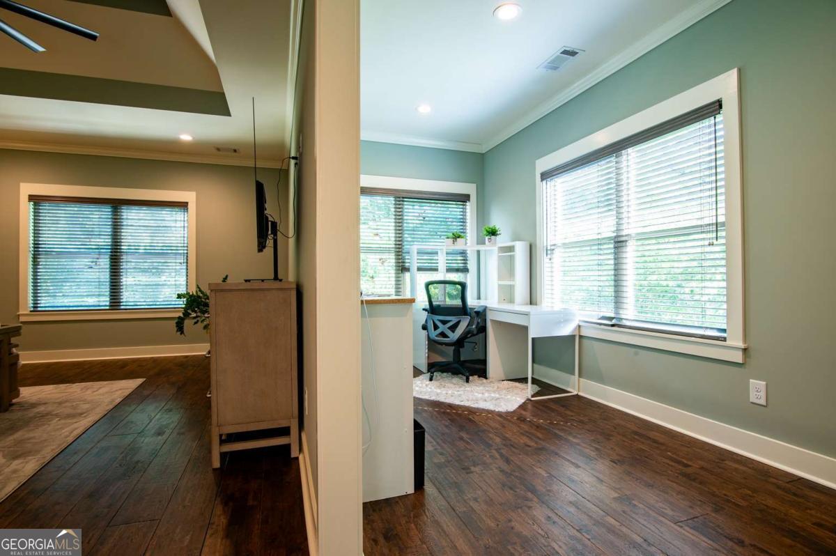 1914 Hearthstone Court Property Photo 47