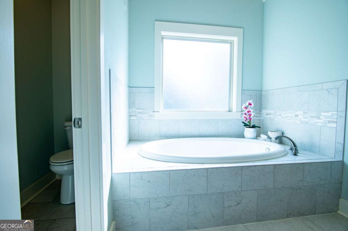 1914 Hearthstone Court Property Photo 52