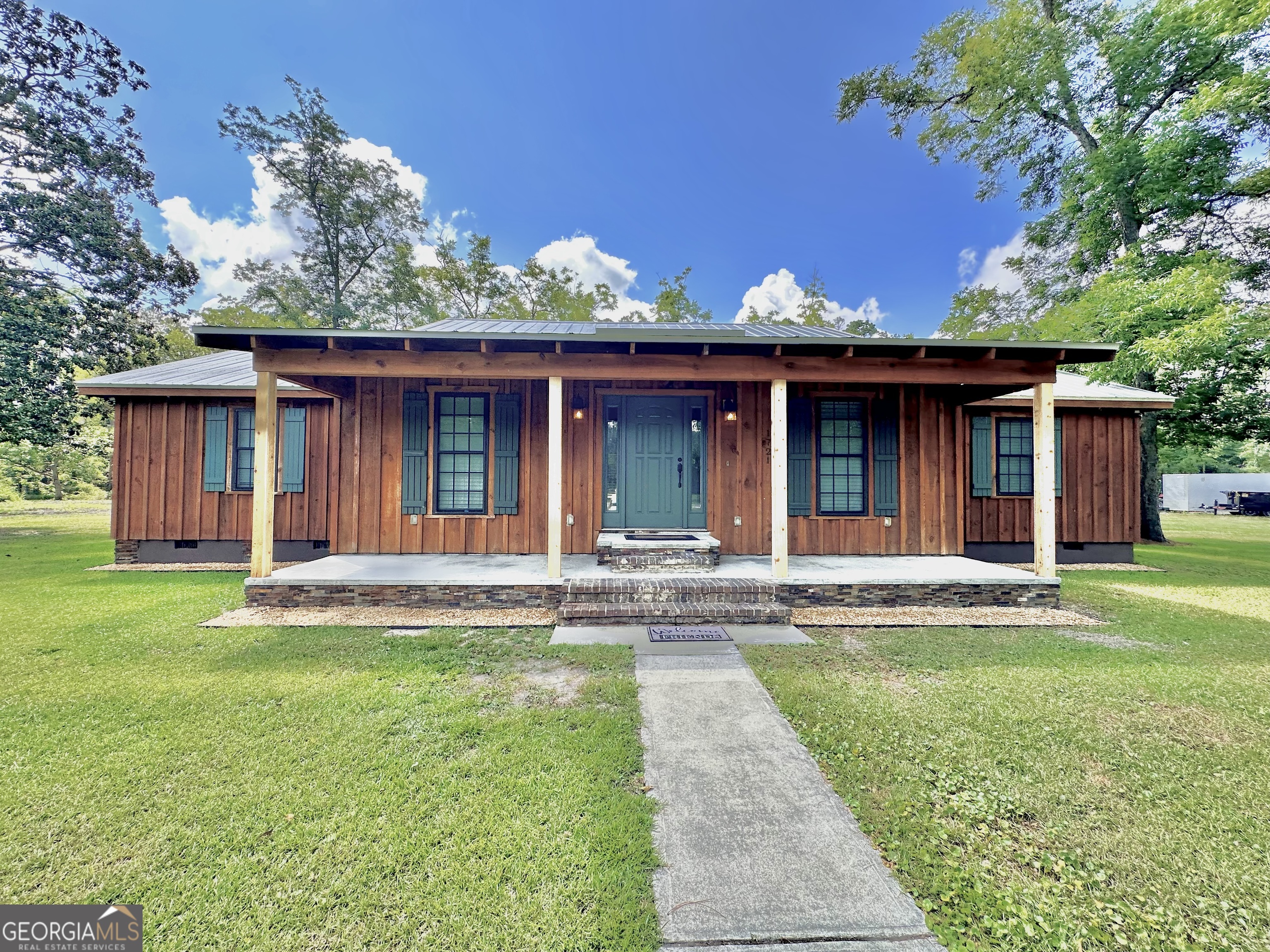 1721 Minnesota Avenue Property Photo 1