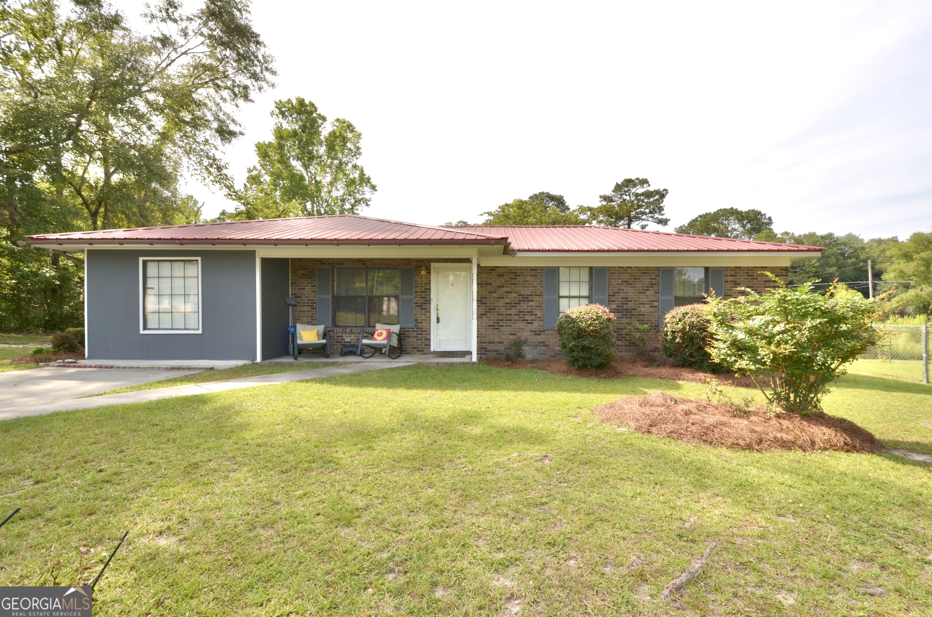5717 Russell Avenue Property Photo 1