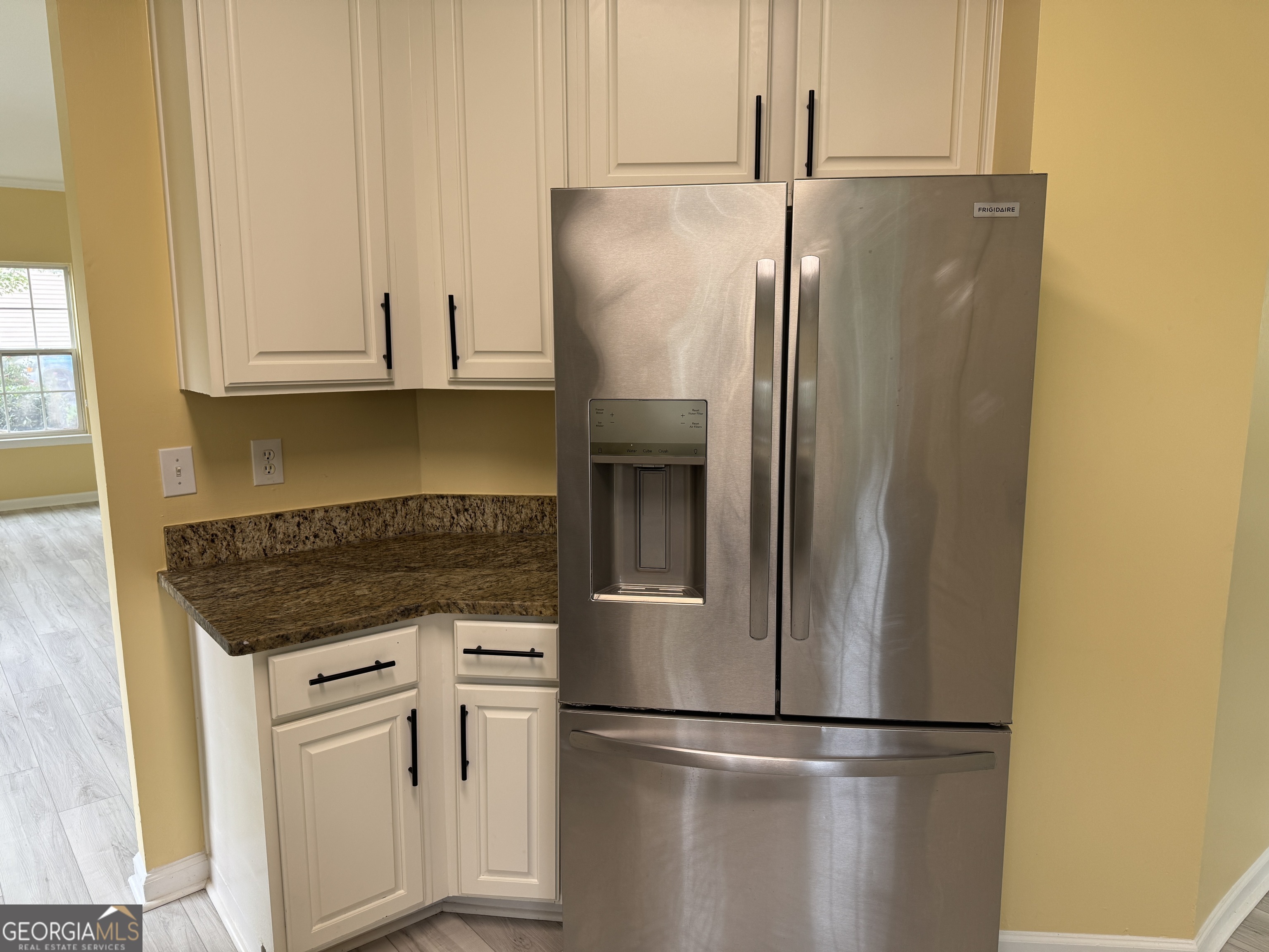 4199 Elderberry Drive Nw Property Photo 5