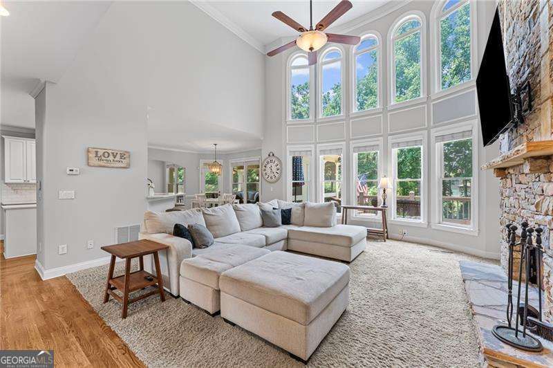 3560 Greenside Court Property Photo 11