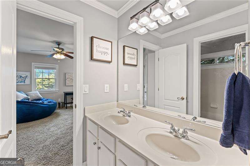 3560 Greenside Court Property Photo 32