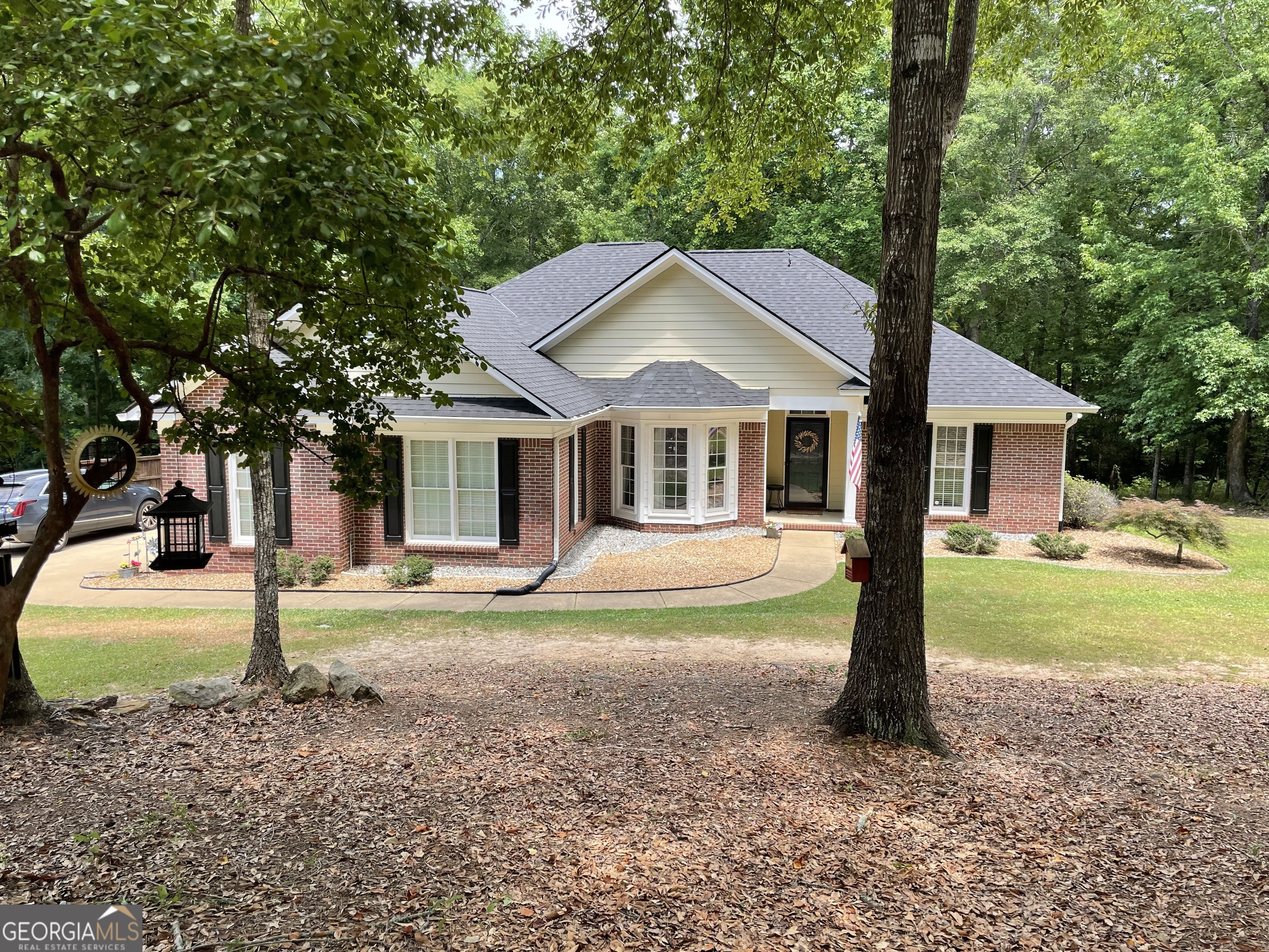 453 Saddlebrook Trail Property Photo 1