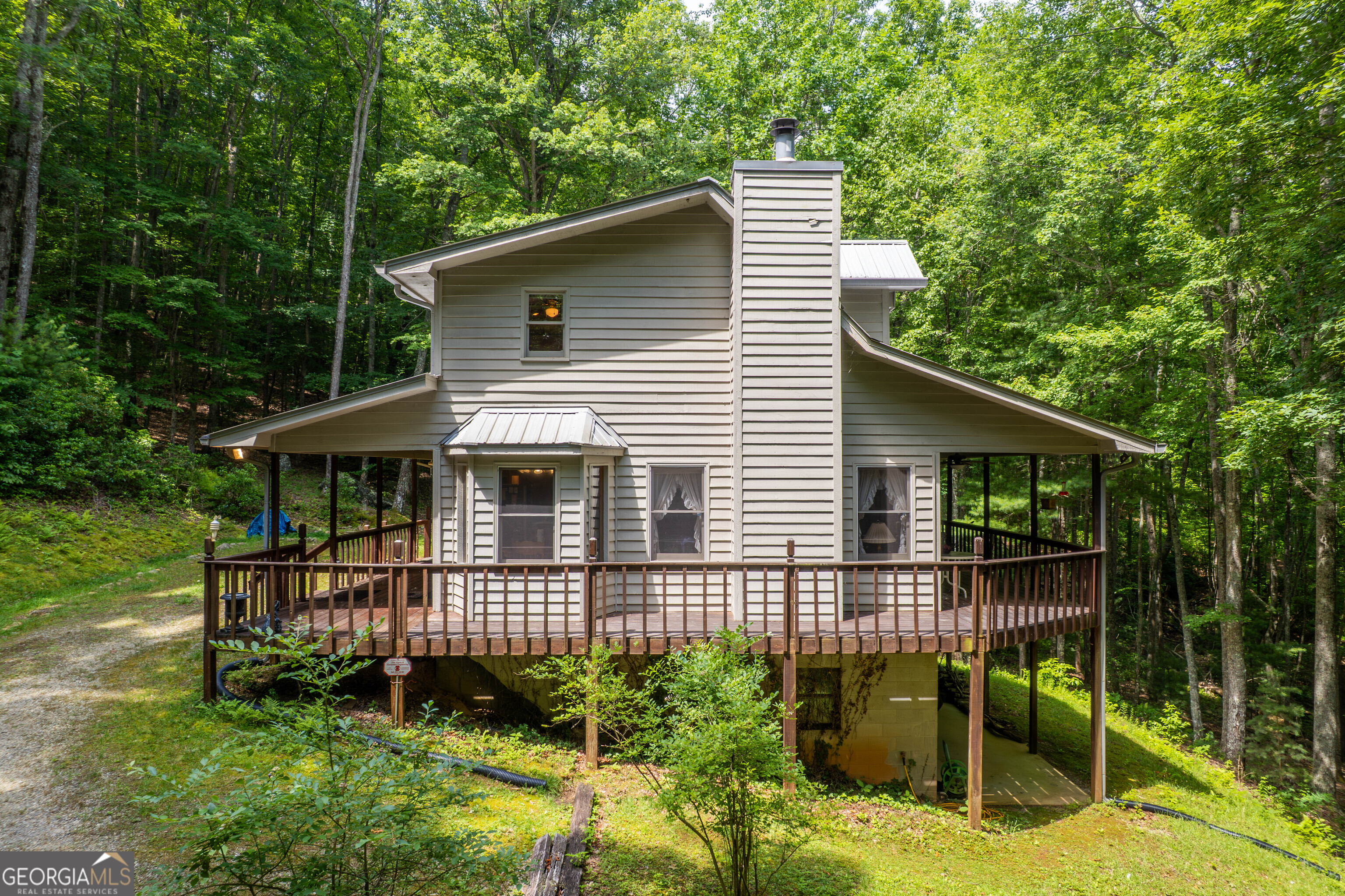 652 Stennes Gap Road Property Photo 1