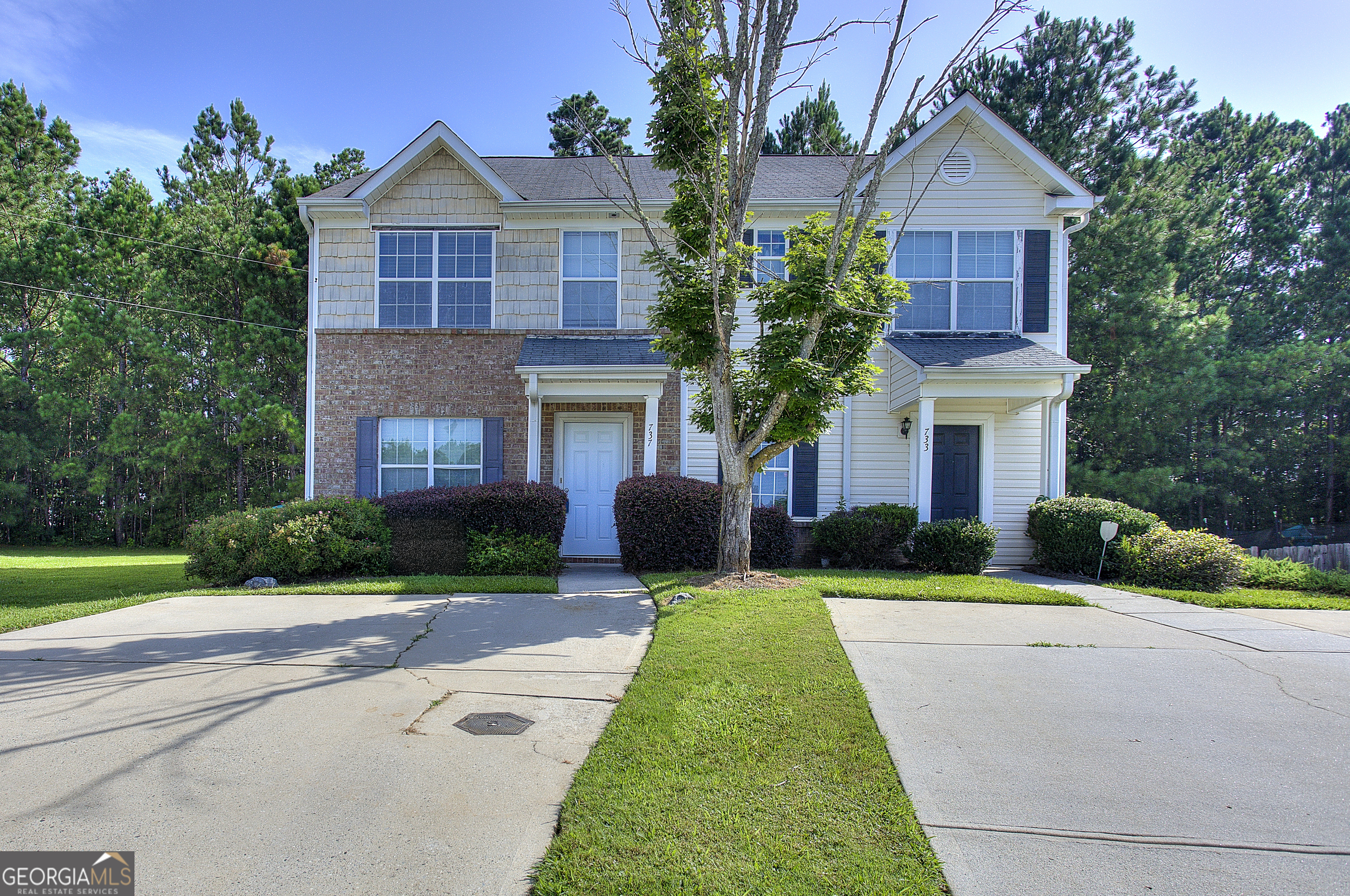 737 Outlook Way Property Photo 1