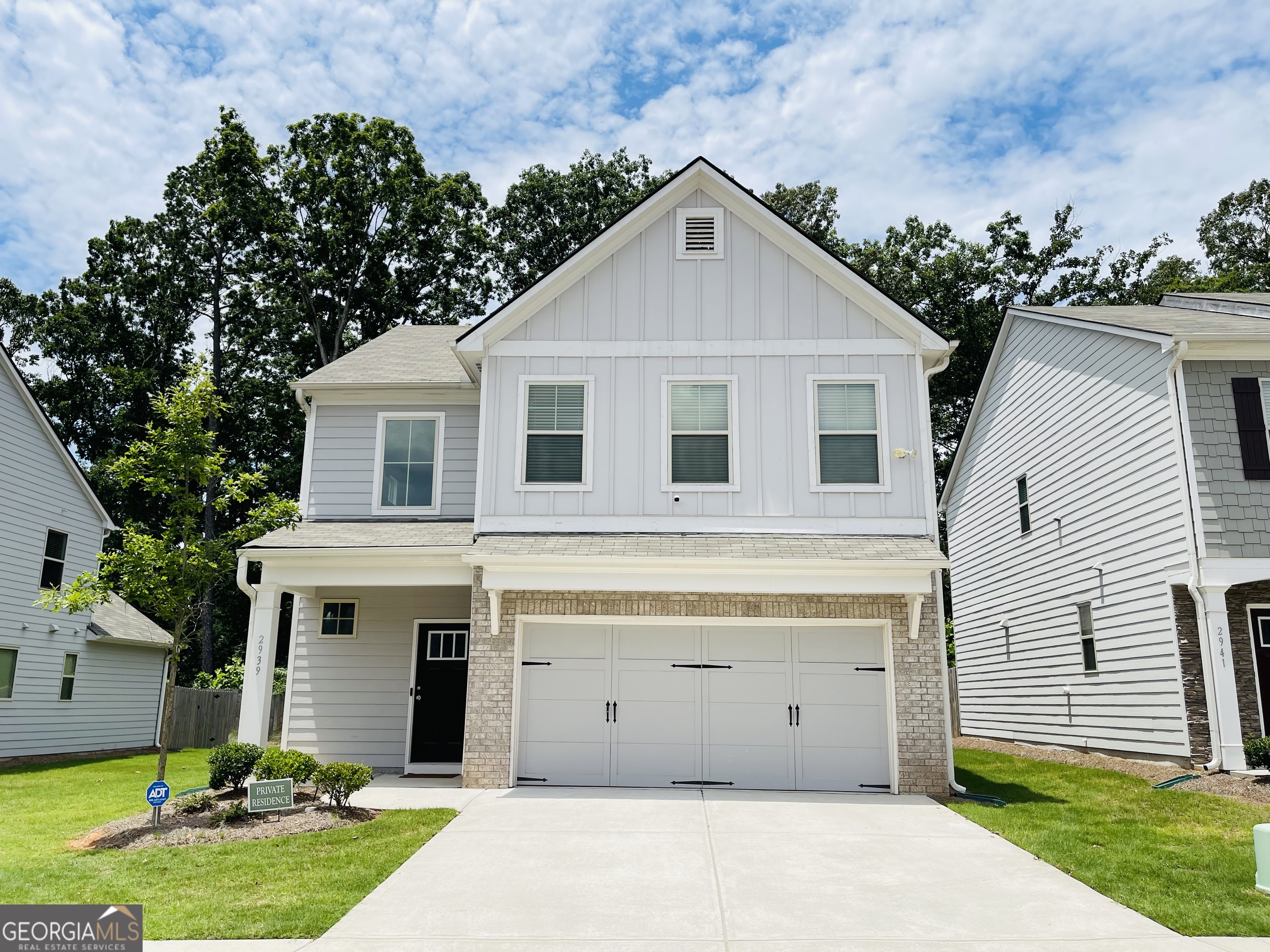 2939 Cottage Lane Property Photo 1