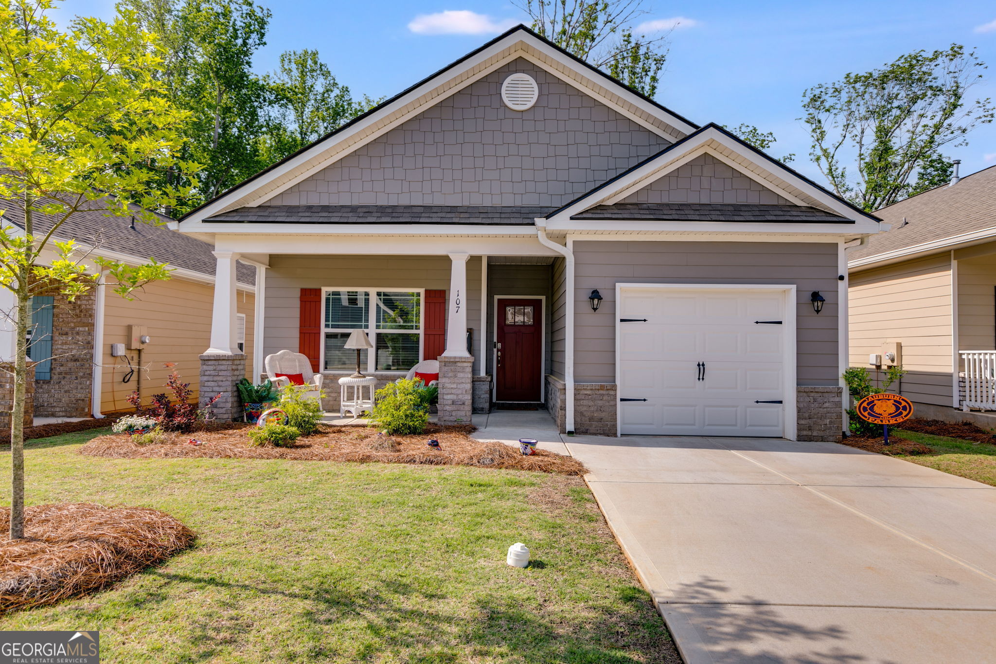 107 Vineyard Walk Property Photo 1