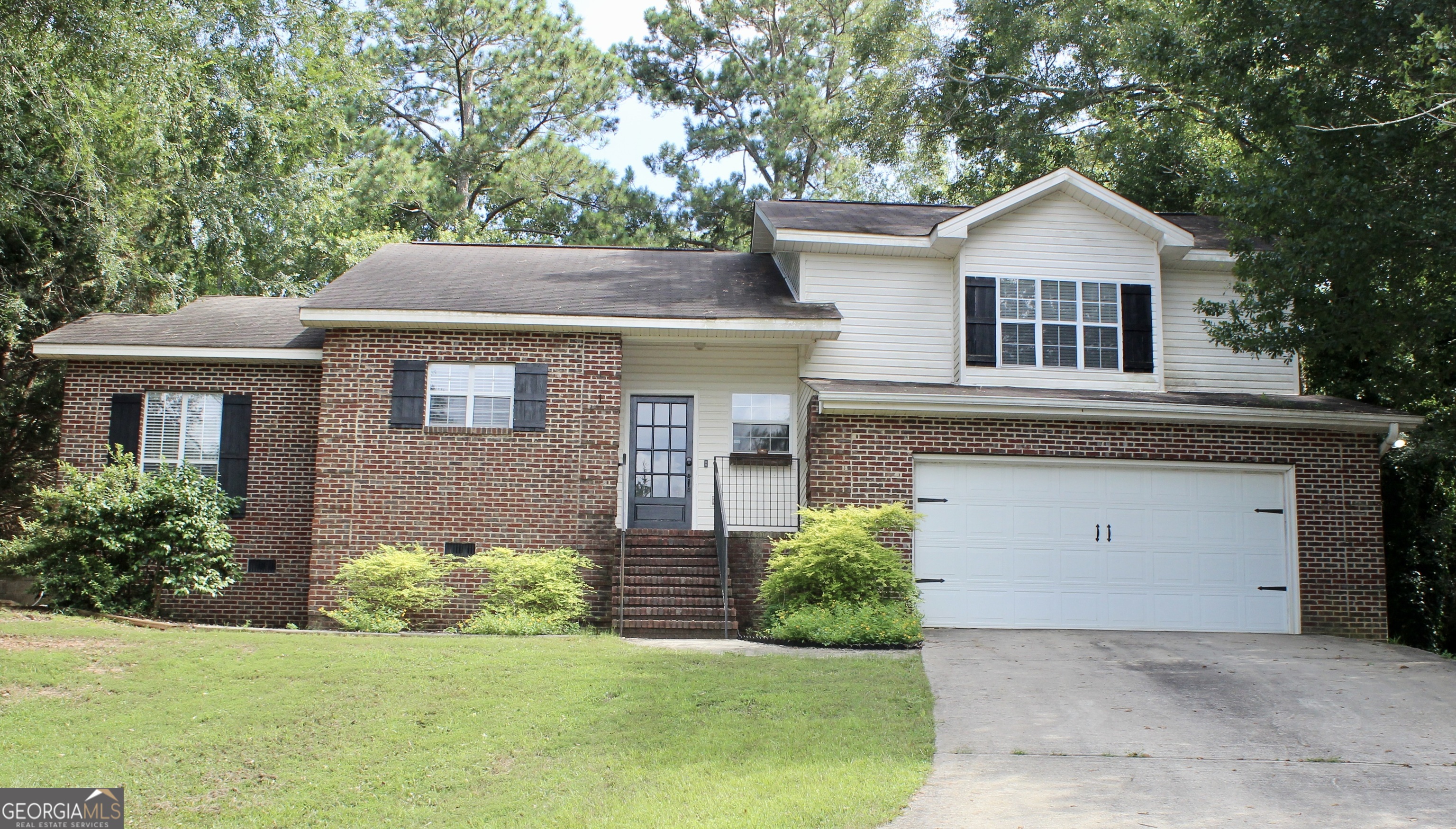 125 Buckskin Trail Property Photo 1