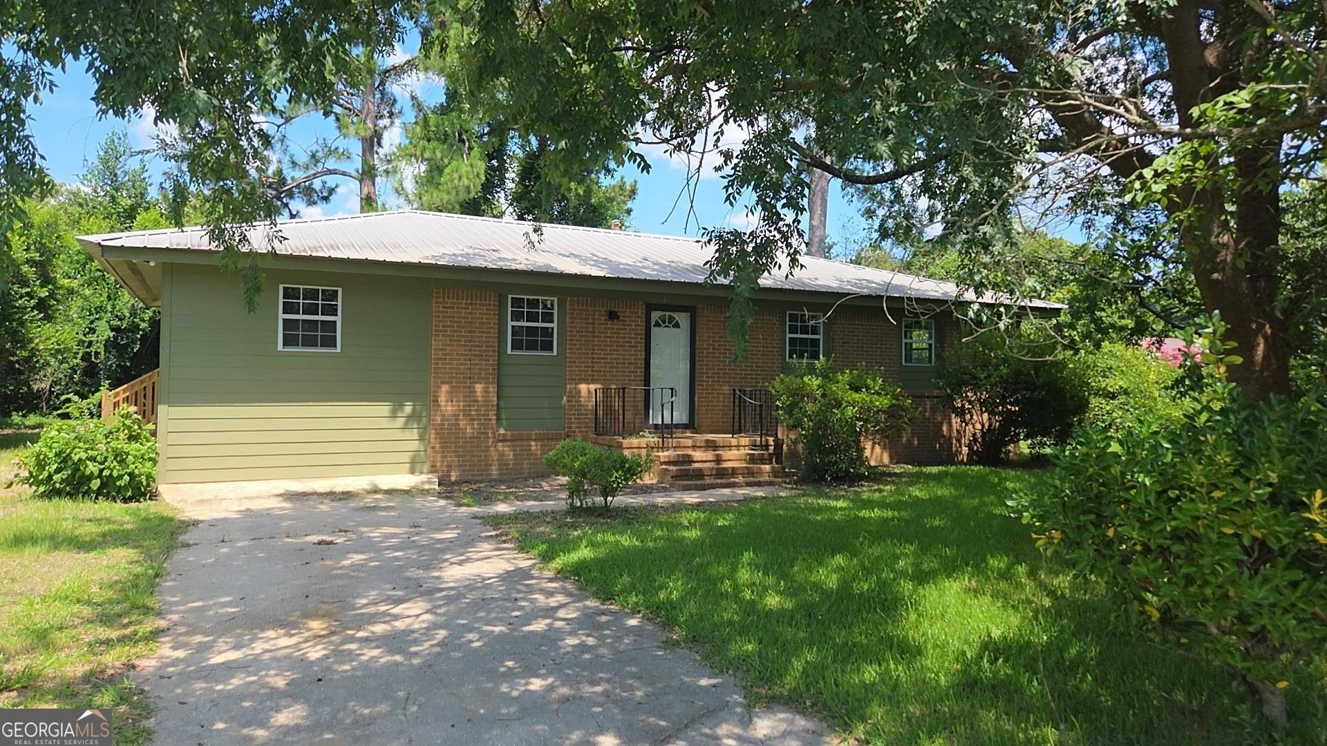343 Wilson Street Property Photo 1